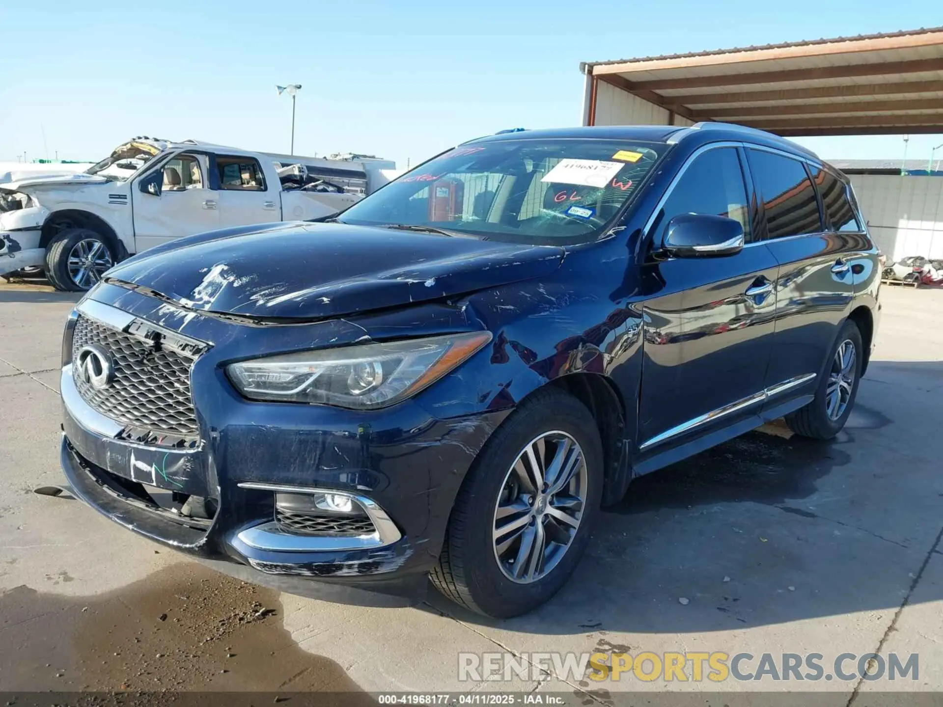2 fotografías del automóvil dañado 5N1DL0MN1LC506501 INFINITI QX60 2020