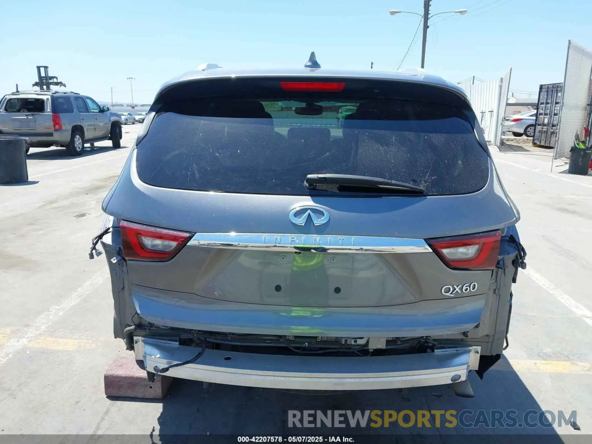 17 fotografías del automóvil dañado 5N1DL0MN2LC500741 INFINITI QX60 2020