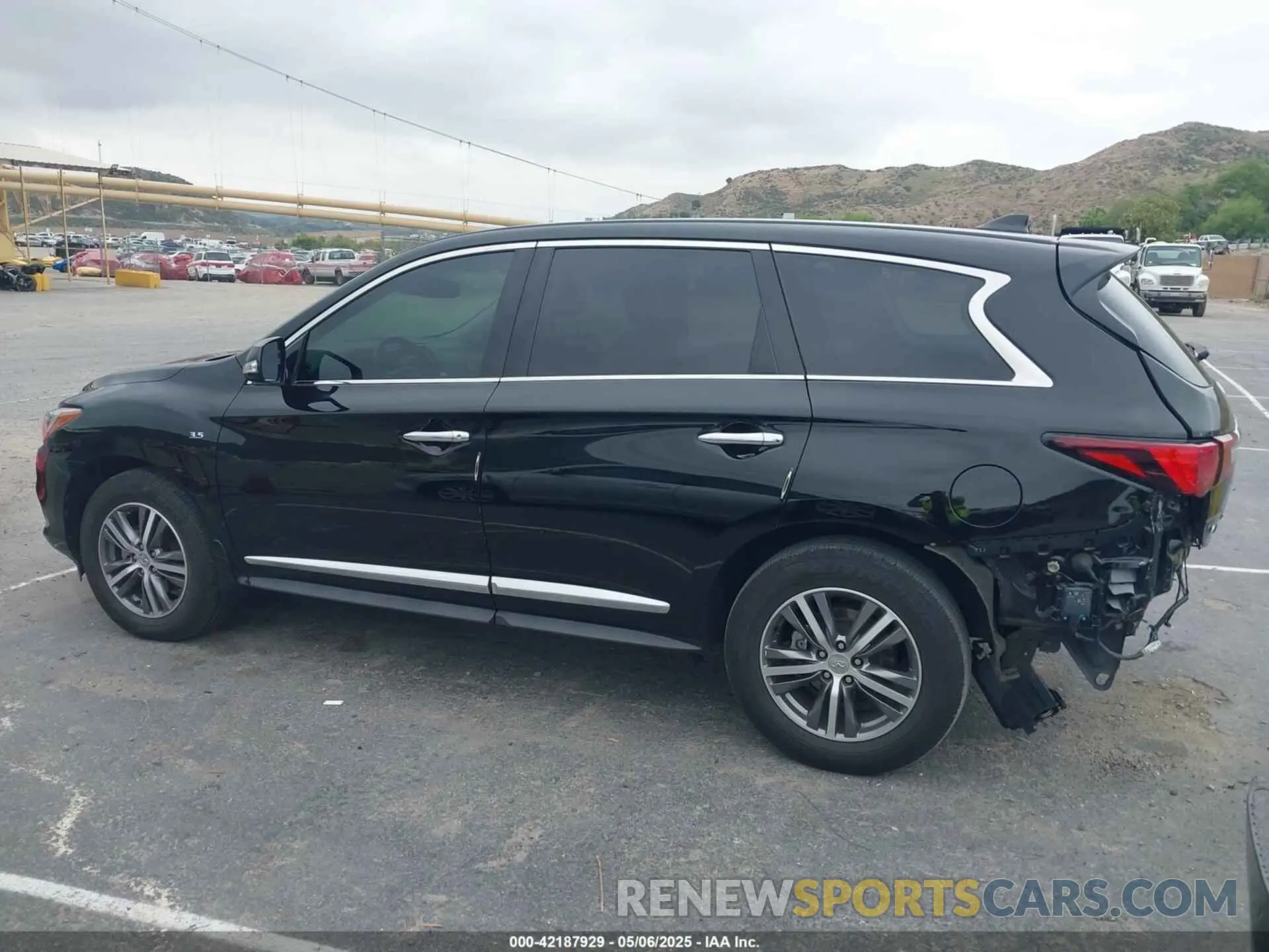 15 fotografías del automóvil dañado 5N1DL0MN2LC540608 INFINITI QX60 2020
