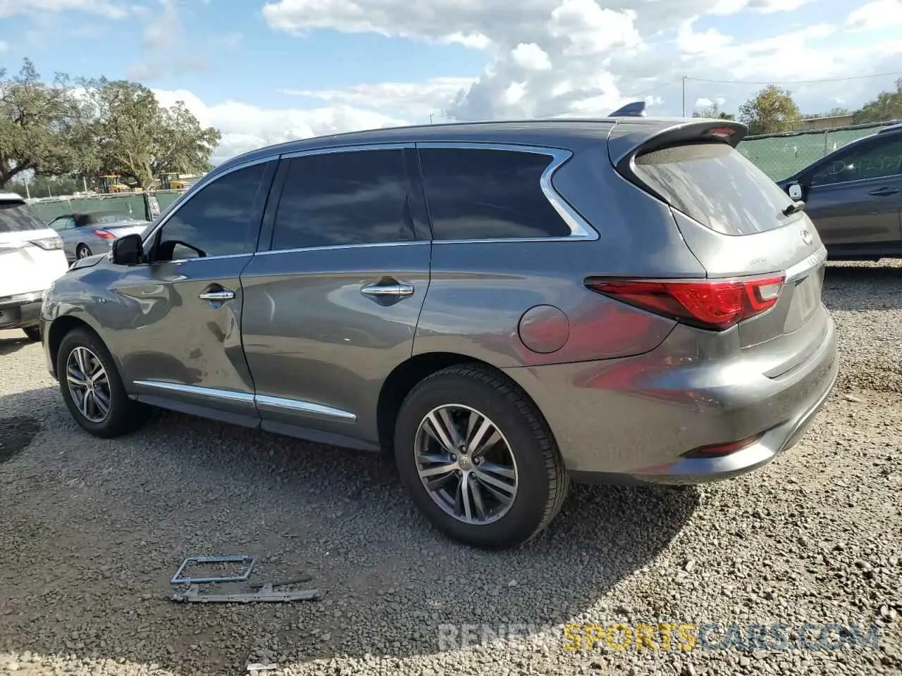 2 fotografías del automóvil dañado 5N1DL0MN3LC532856 INFINITI QX60 2020