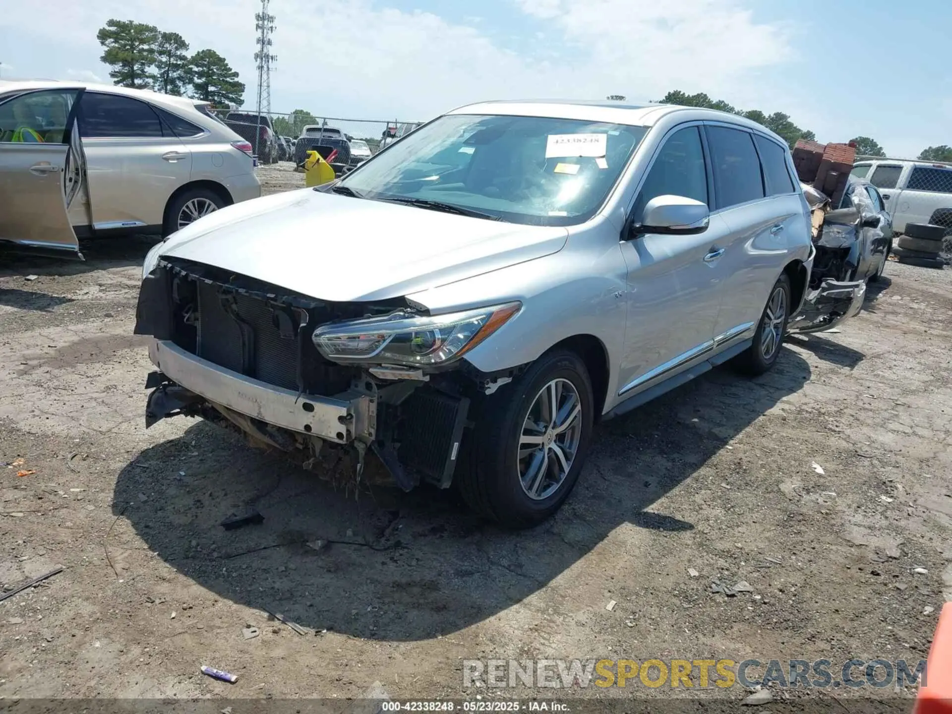 2 fotografías del automóvil dañado 5N1DL0MN7LC529460 INFINITI QX60 2020