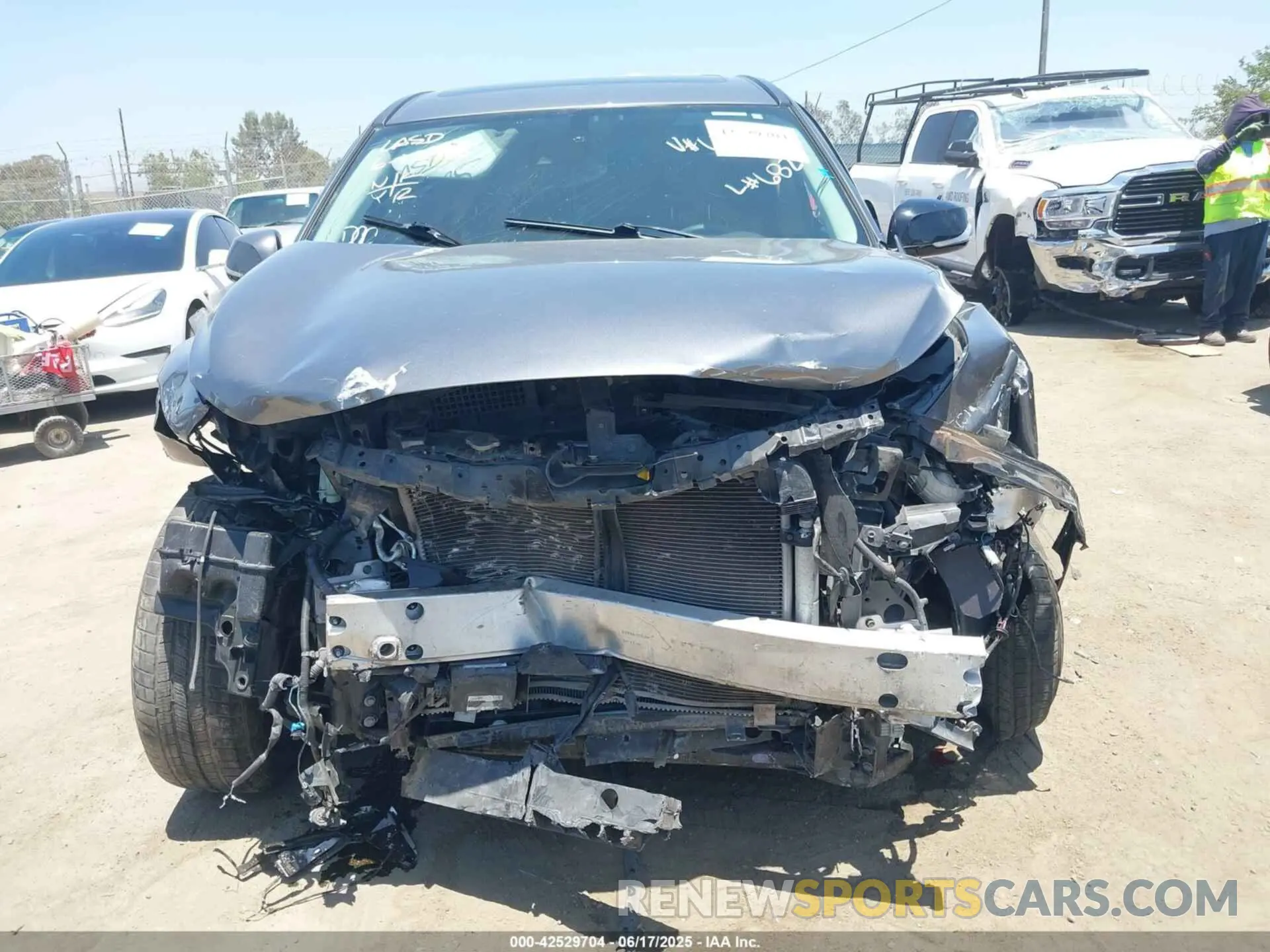 11 fotografías del automóvil dañado 5N1DL0MNXLC506142 INFINITI QX60 2020