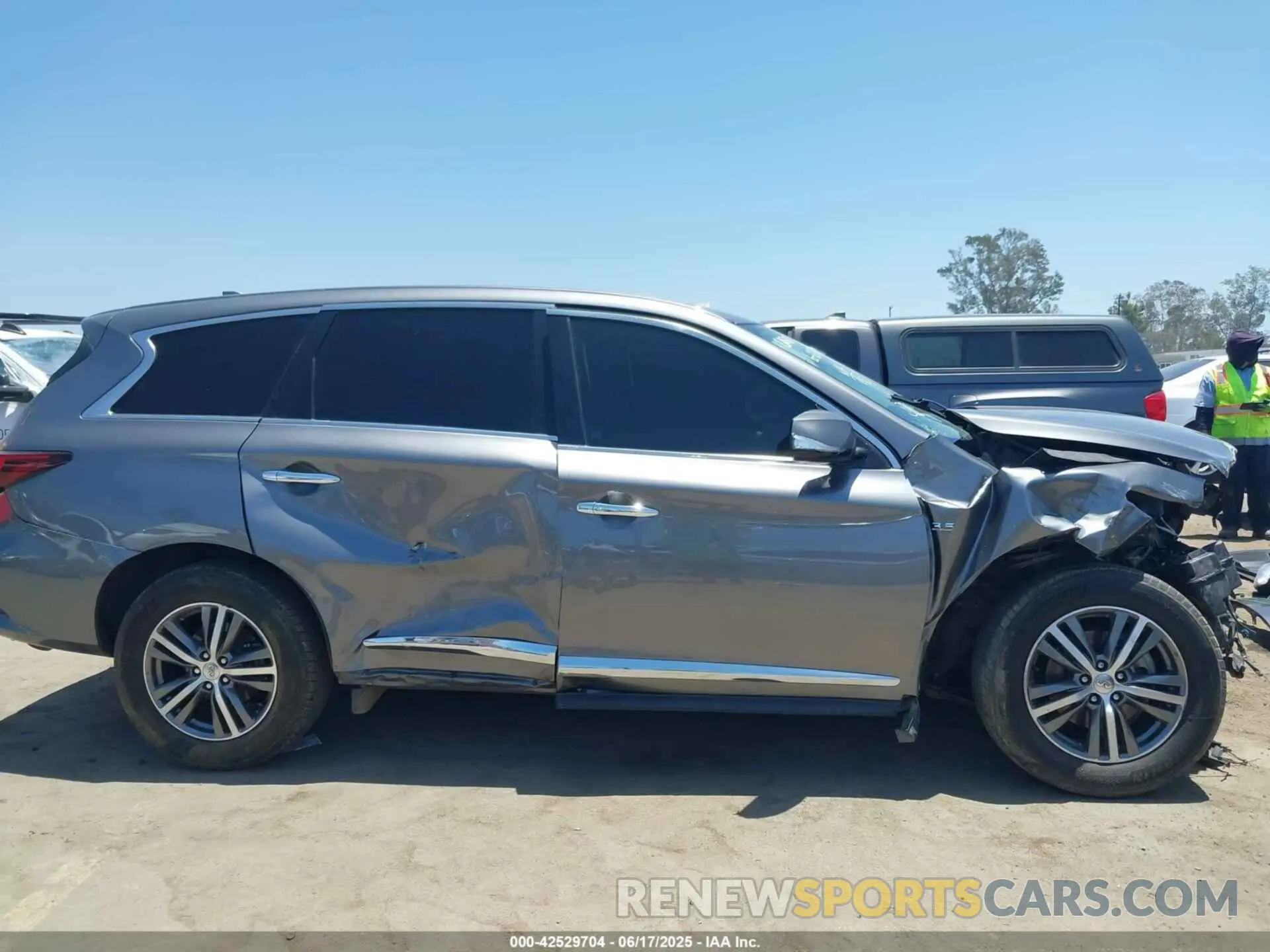 12 fotografías del automóvil dañado 5N1DL0MNXLC506142 INFINITI QX60 2020