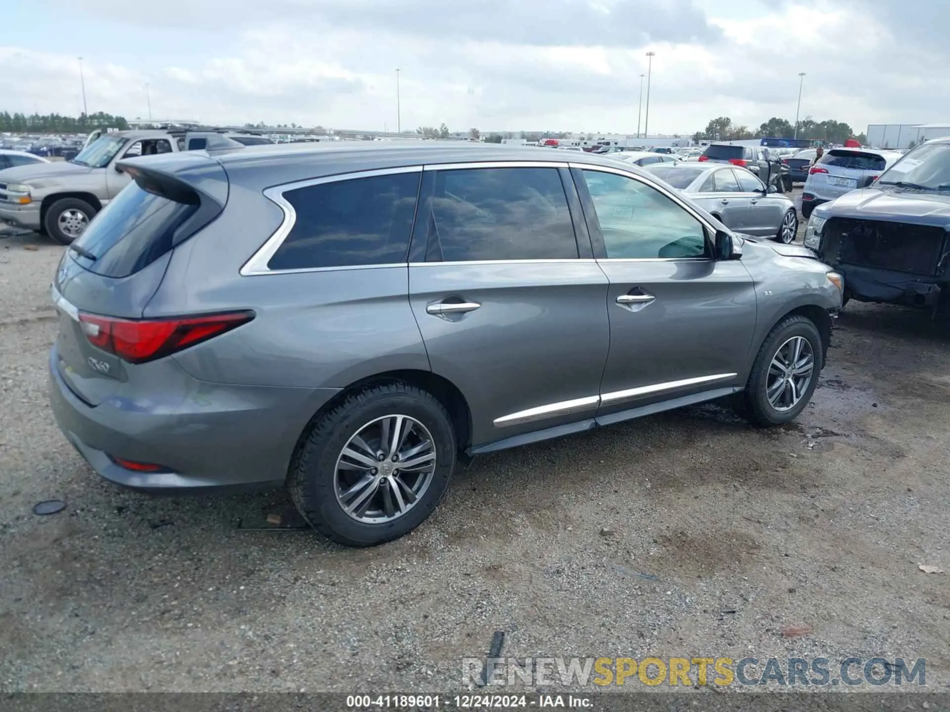 4 fotografías del automóvil dañado 5N1DL0MNXLC523376 INFINITI QX60 2020