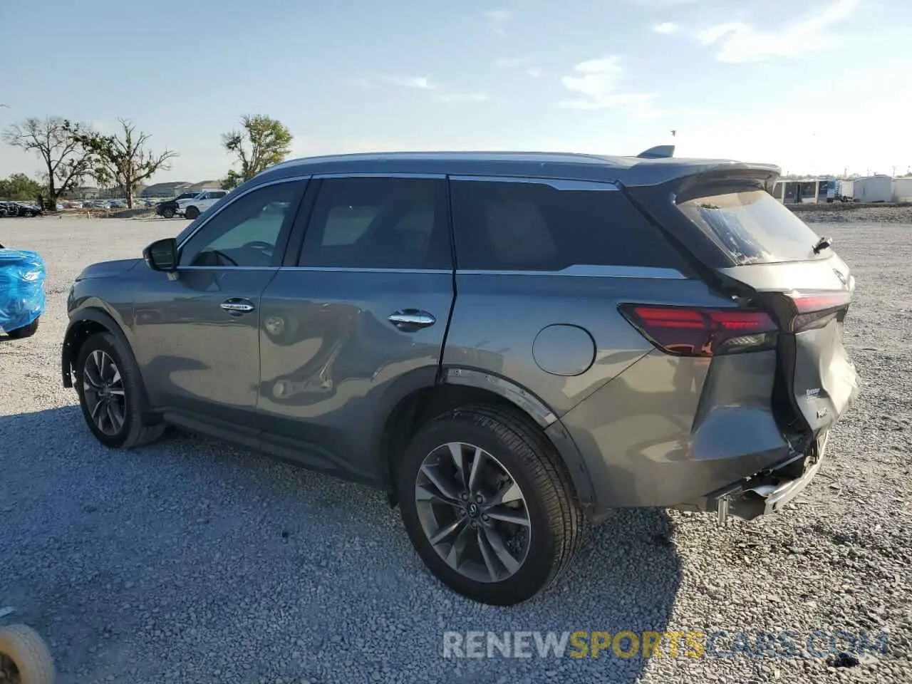 2 fotografías del automóvil dañado 5N1DL1FS3PC362013 INFINITI QX60 2023