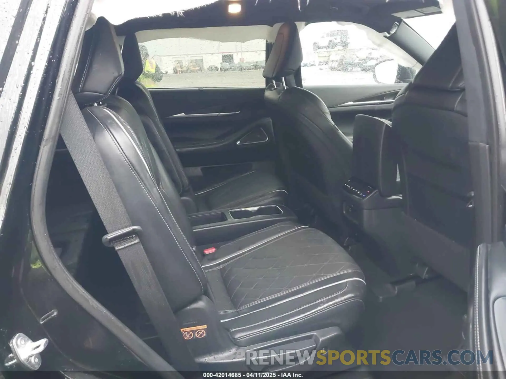 8 fotografías del automóvil dañado 5N1DL1HU6PC352171 INFINITI QX60 2023