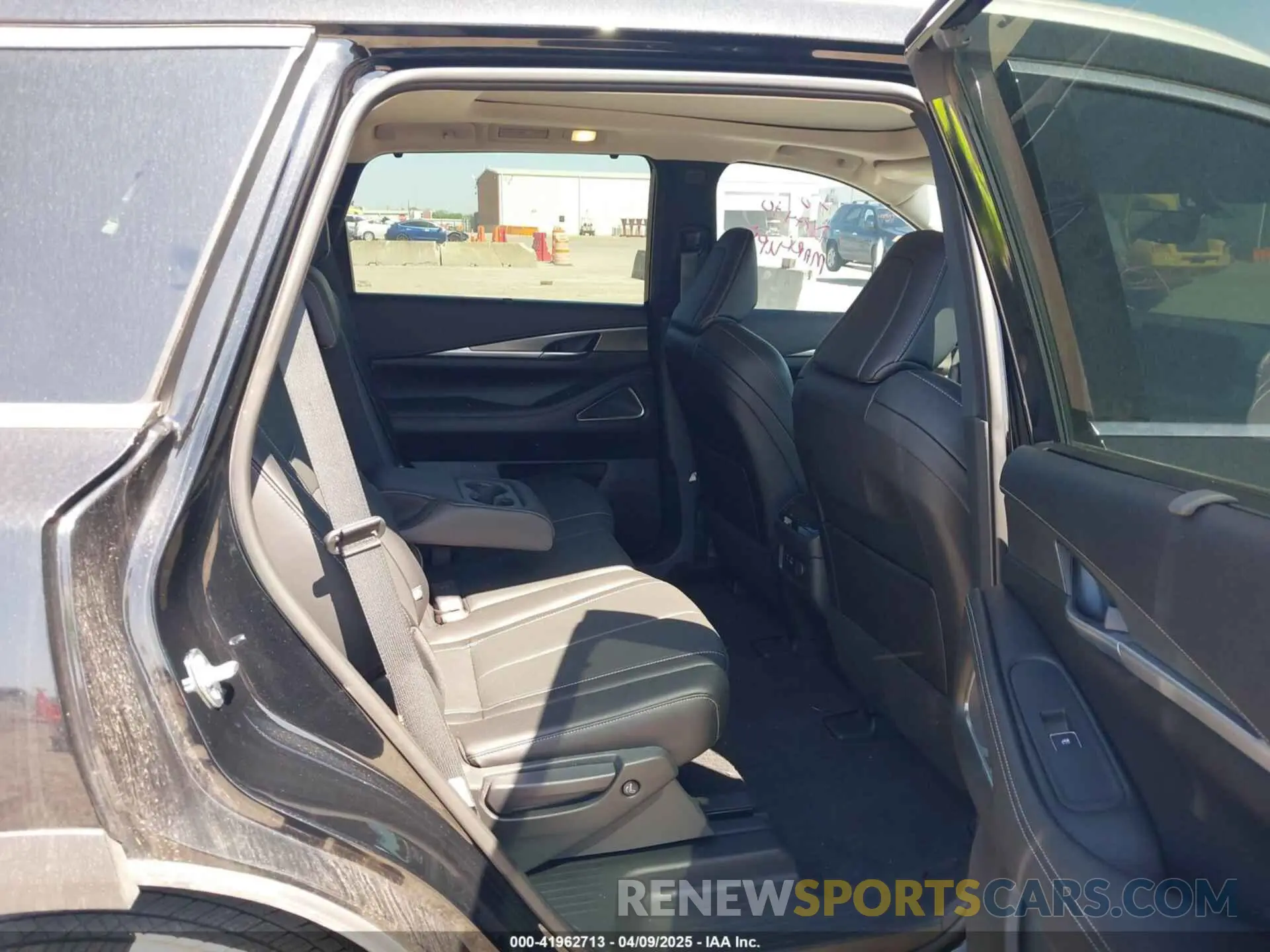 8 fotografías del automóvil dañado 5N1DL1FR3RC342666 INFINITI QX60 2024