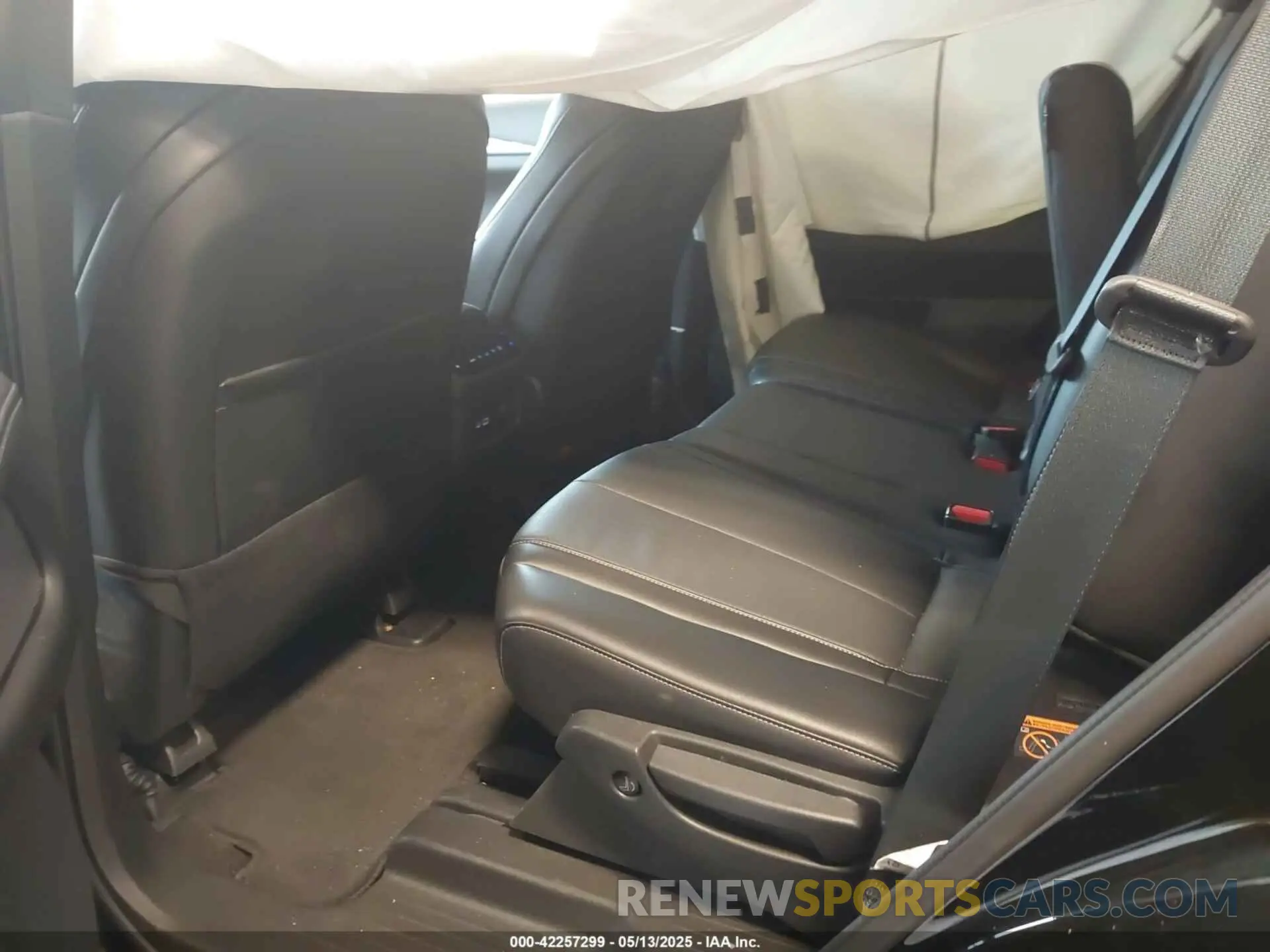 8 fotografías del automóvil dañado 5N1DL1FS5RC353672 INFINITI QX60 2024