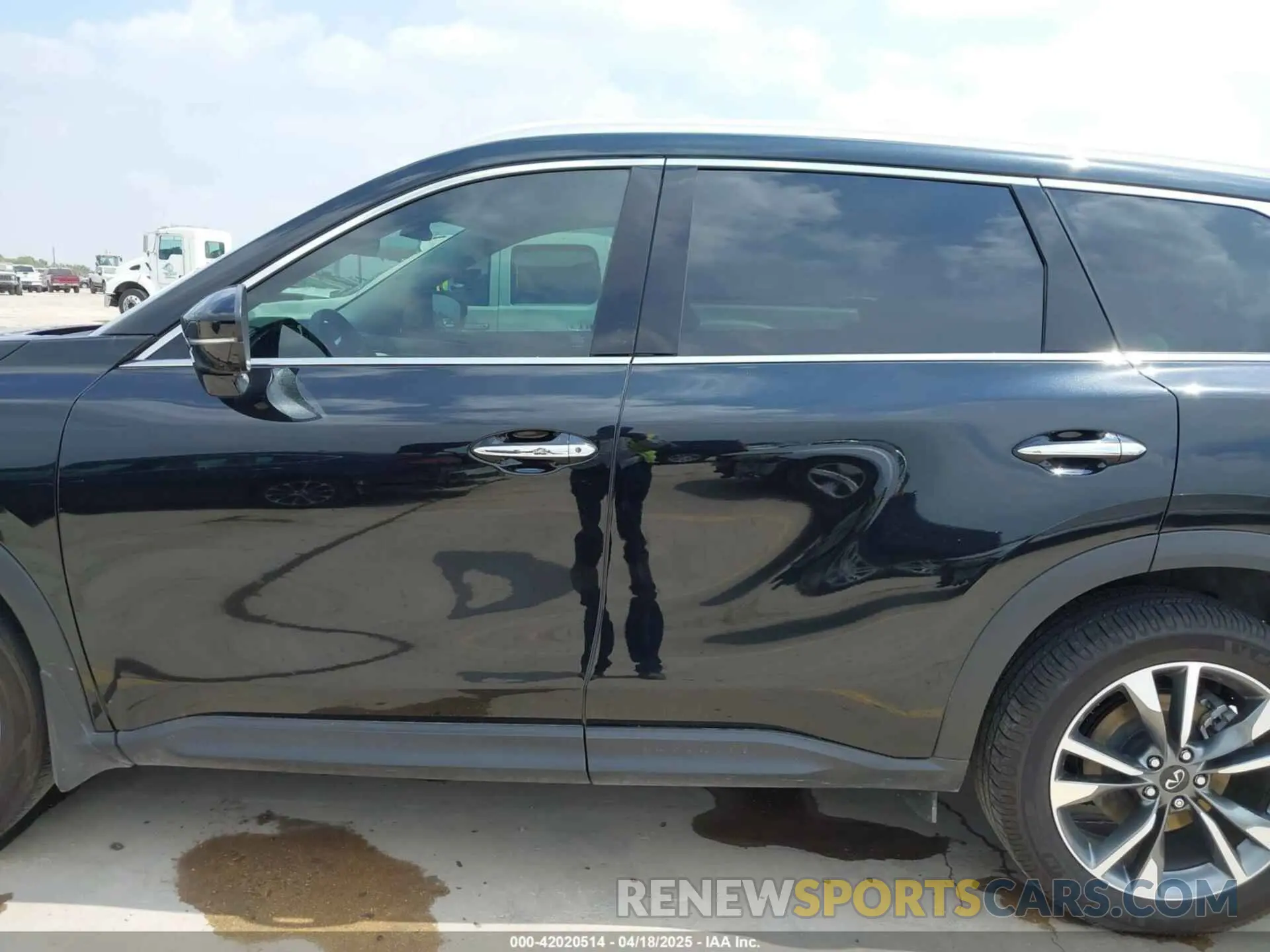 15 fotografías del automóvil dañado 5N1DL1FS8RC339717 INFINITI QX60 2024