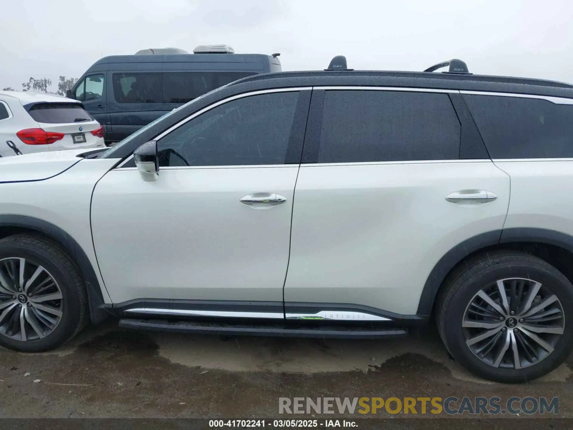 14 fotografías del automóvil dañado 5N1DL1HU1RC342294 INFINITI QX60 2024