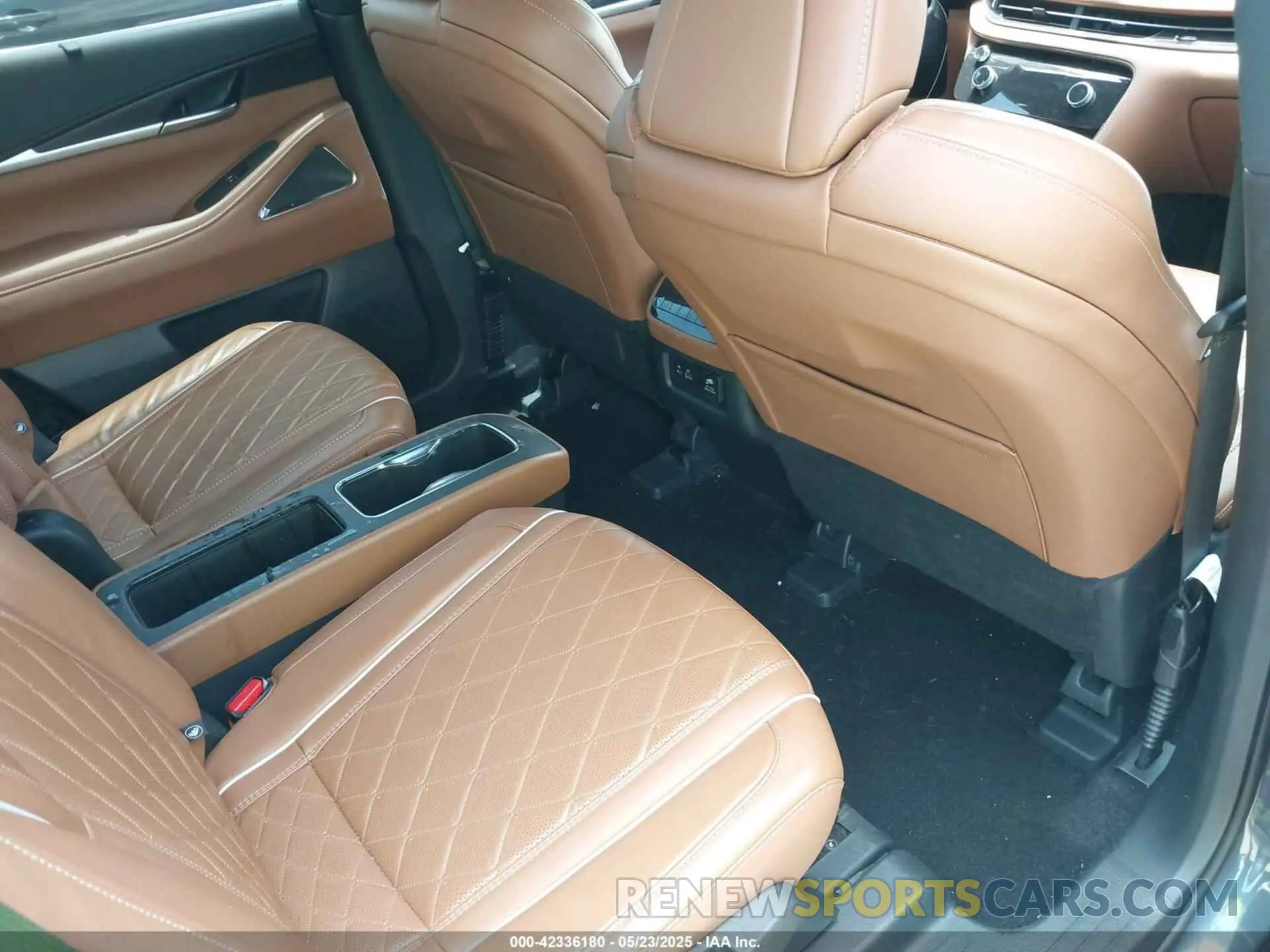 8 fotografías del automóvil dañado 5N1DL1HUXRC349986 INFINITI QX60 2024