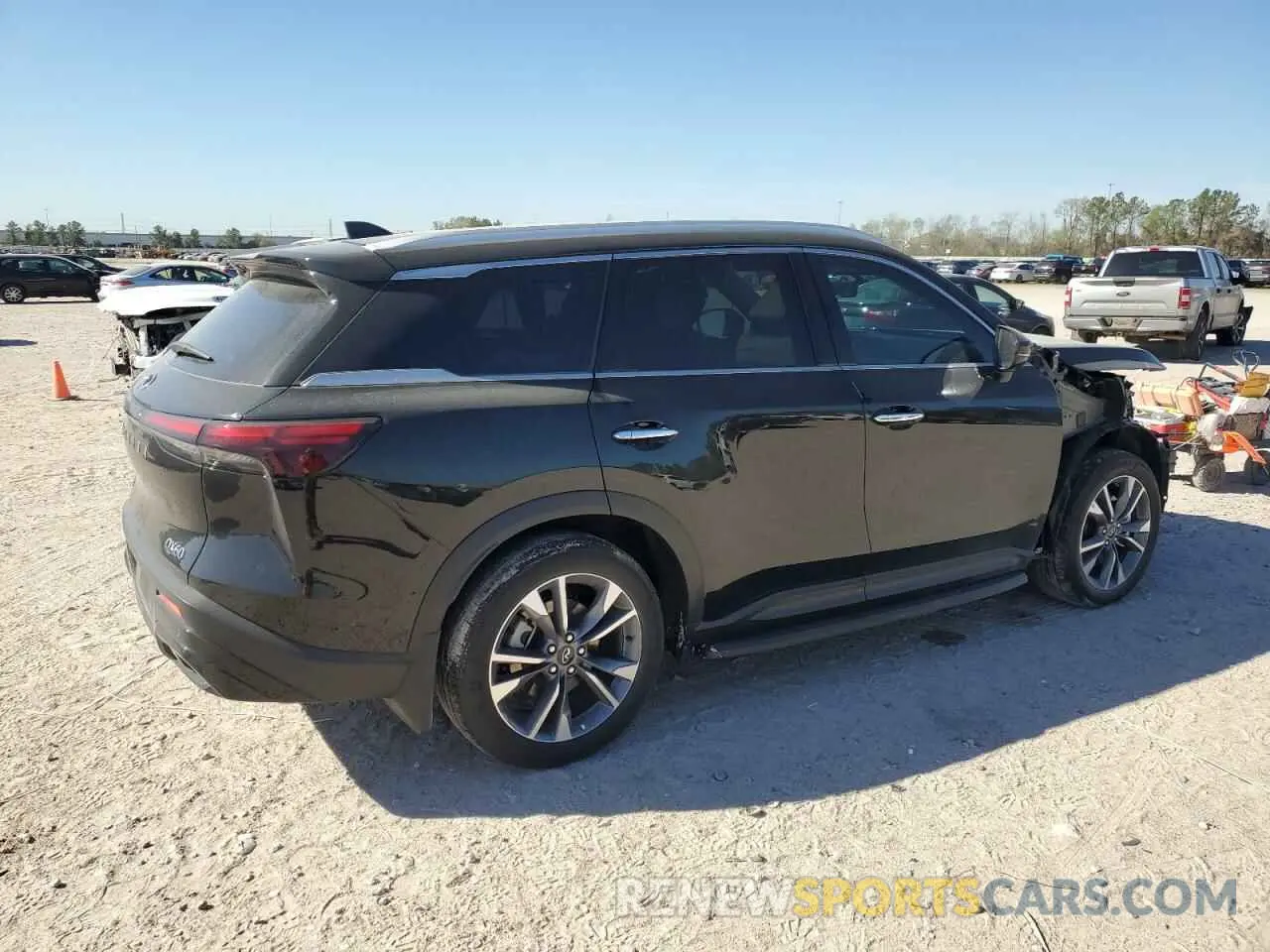 3 fotografías del automóvil dañado 5N1AL1FRXSC331074 INFINITI QX60 2025