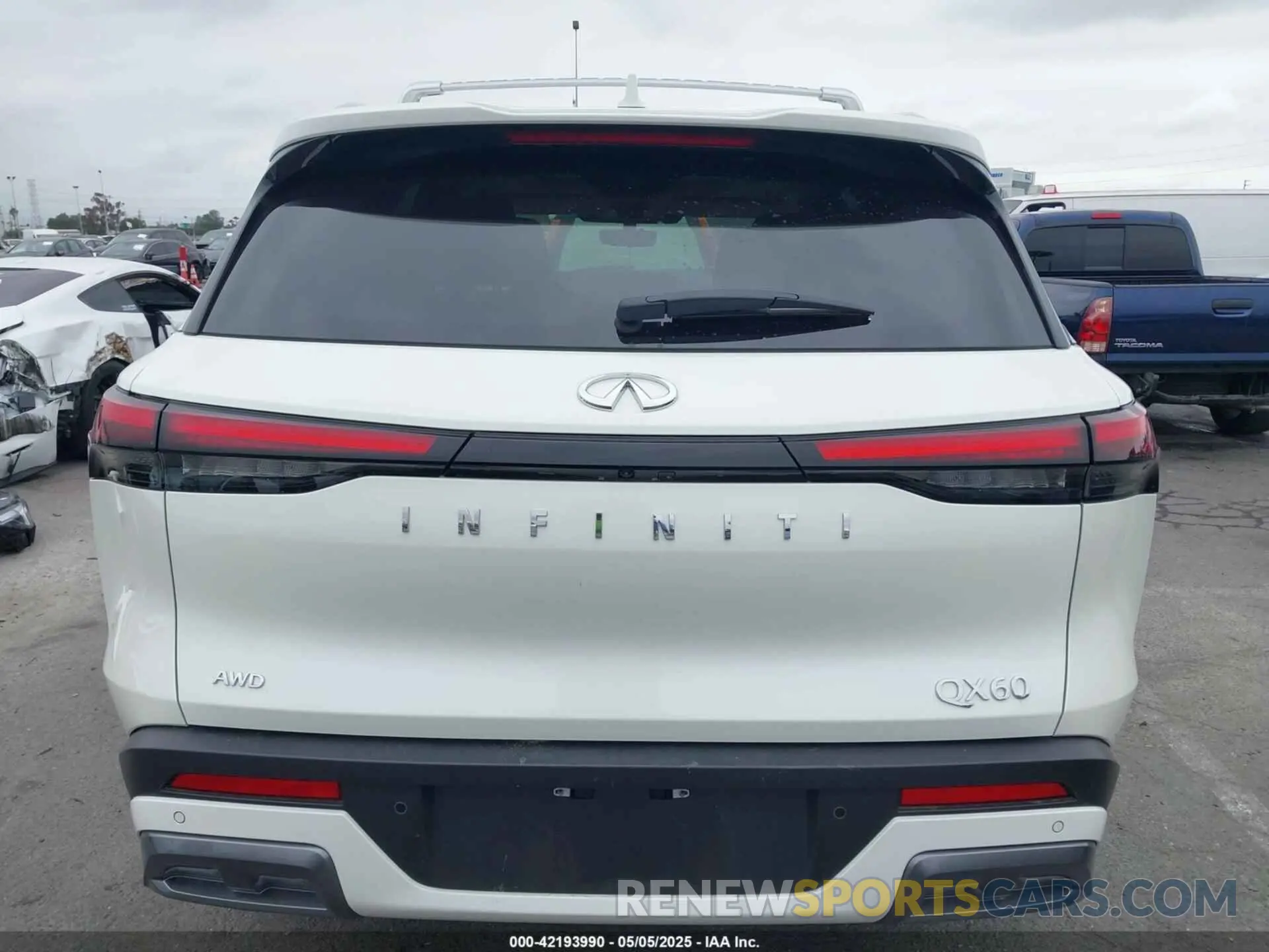 17 fotografías del automóvil dañado 5N1AL1GS6SC330036 INFINITI QX60 2025