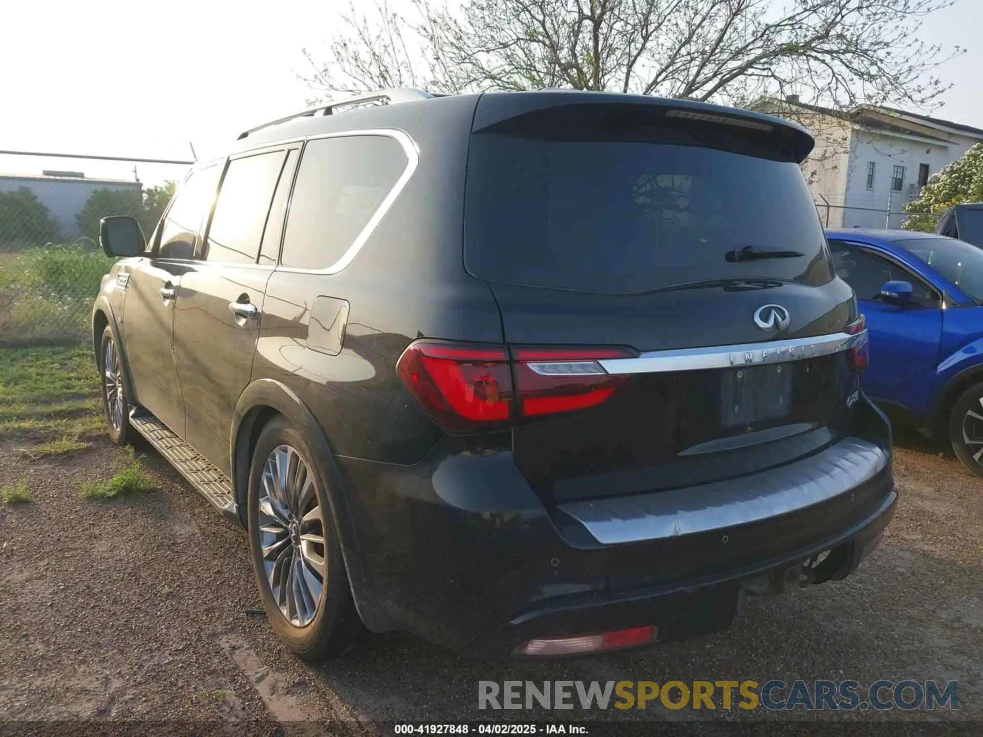 3 fotografías del automóvil dañado JN8AZ2NE2K9229471 INFINITI QX80 2019
