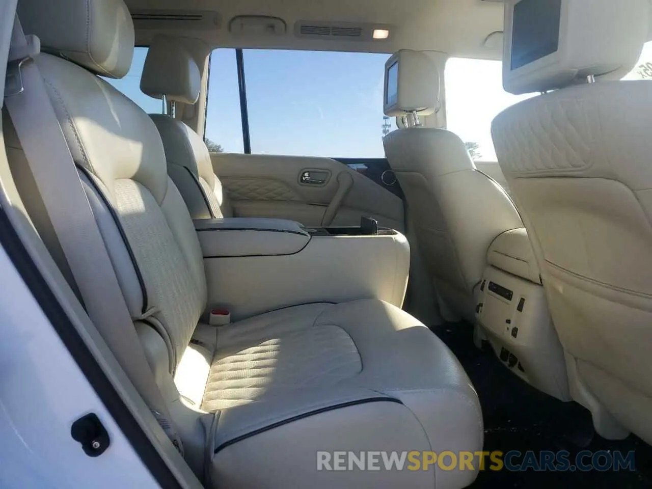 10 fotografías del automóvil dañado JN8AZ2NE4K9229861 INFINITI QX80 2019