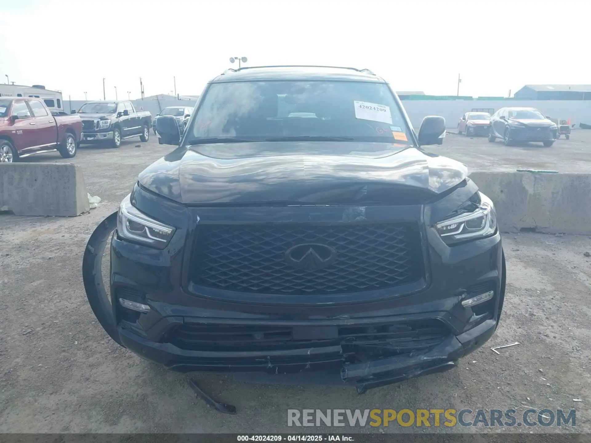 12 fotografías del automóvil dañado JN8AZ2NE8K9236926 INFINITI QX80 2019