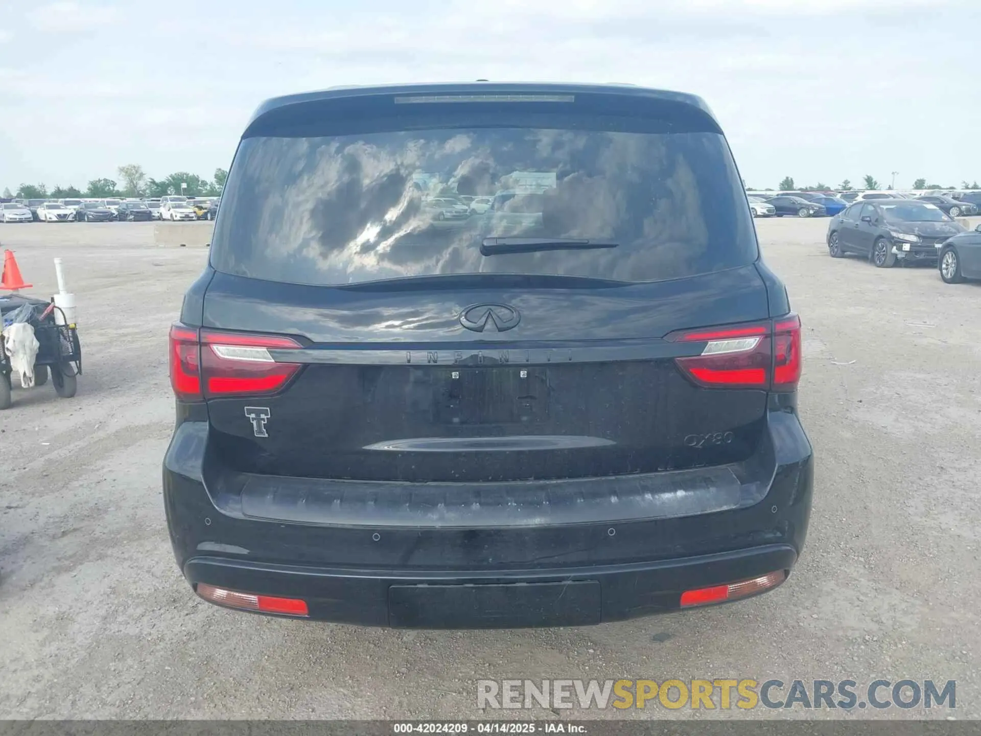 16 fotografías del automóvil dañado JN8AZ2NE8K9236926 INFINITI QX80 2019