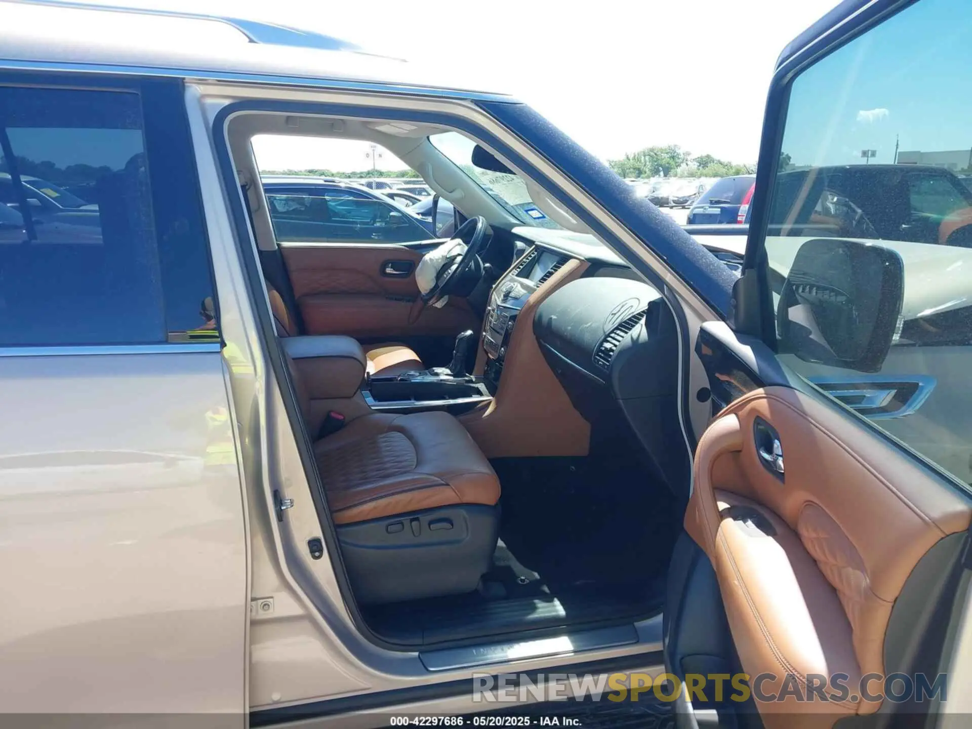 5 fotografías del automóvil dañado JN8AZ2NF0K9684036 INFINITI QX80 2019