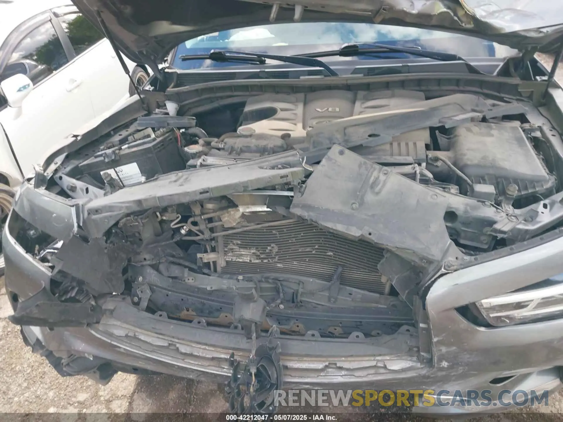 10 fotografías del automóvil dañado JN8AZ2NF2K9684426 INFINITI QX80 2019