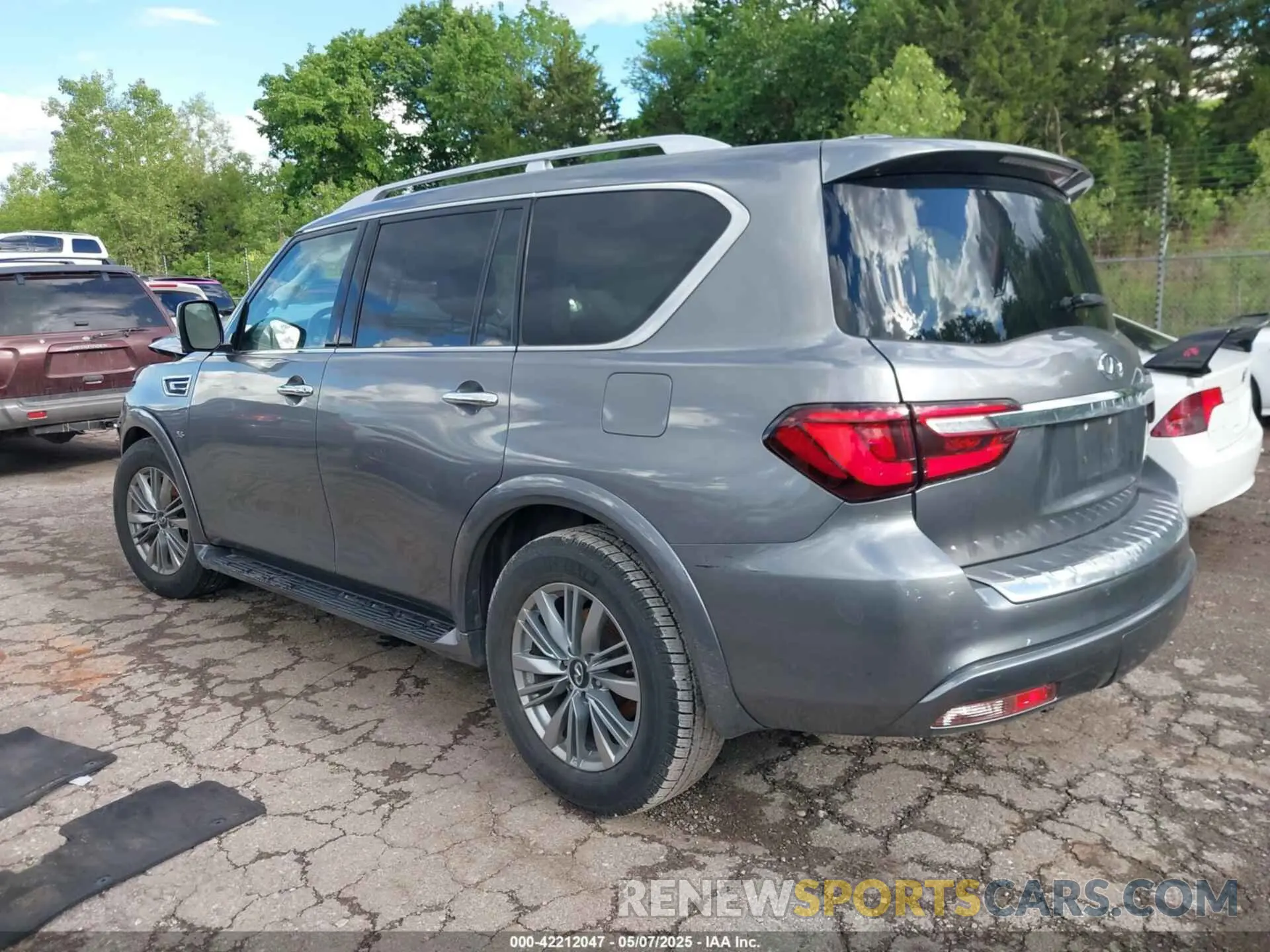 14 fotografías del automóvil dañado JN8AZ2NF2K9684426 INFINITI QX80 2019