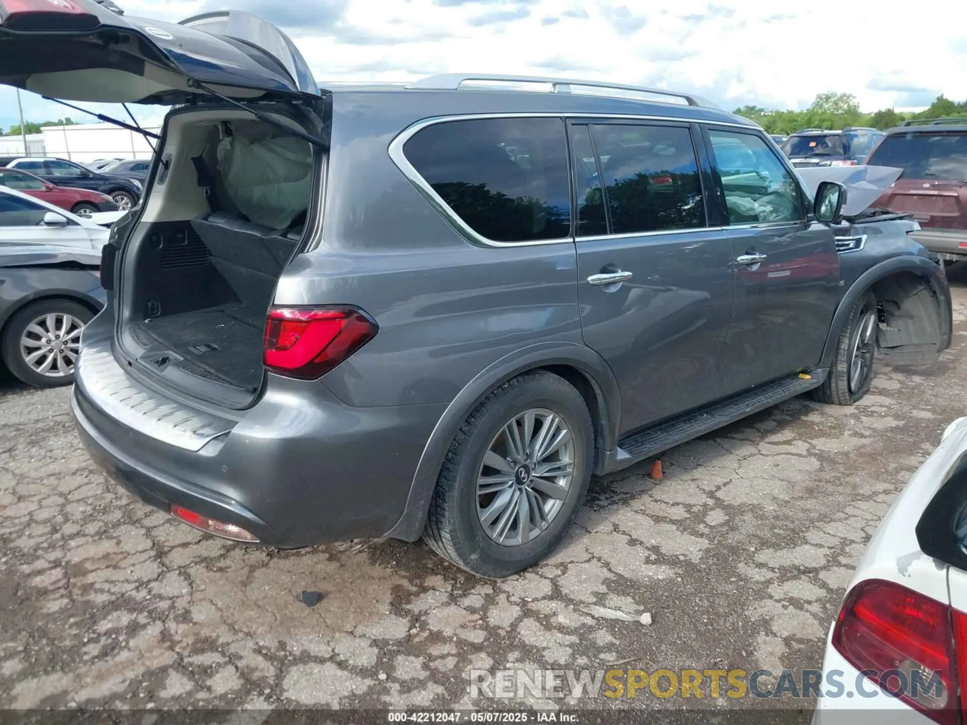 4 fotografías del automóvil dañado JN8AZ2NF2K9684426 INFINITI QX80 2019