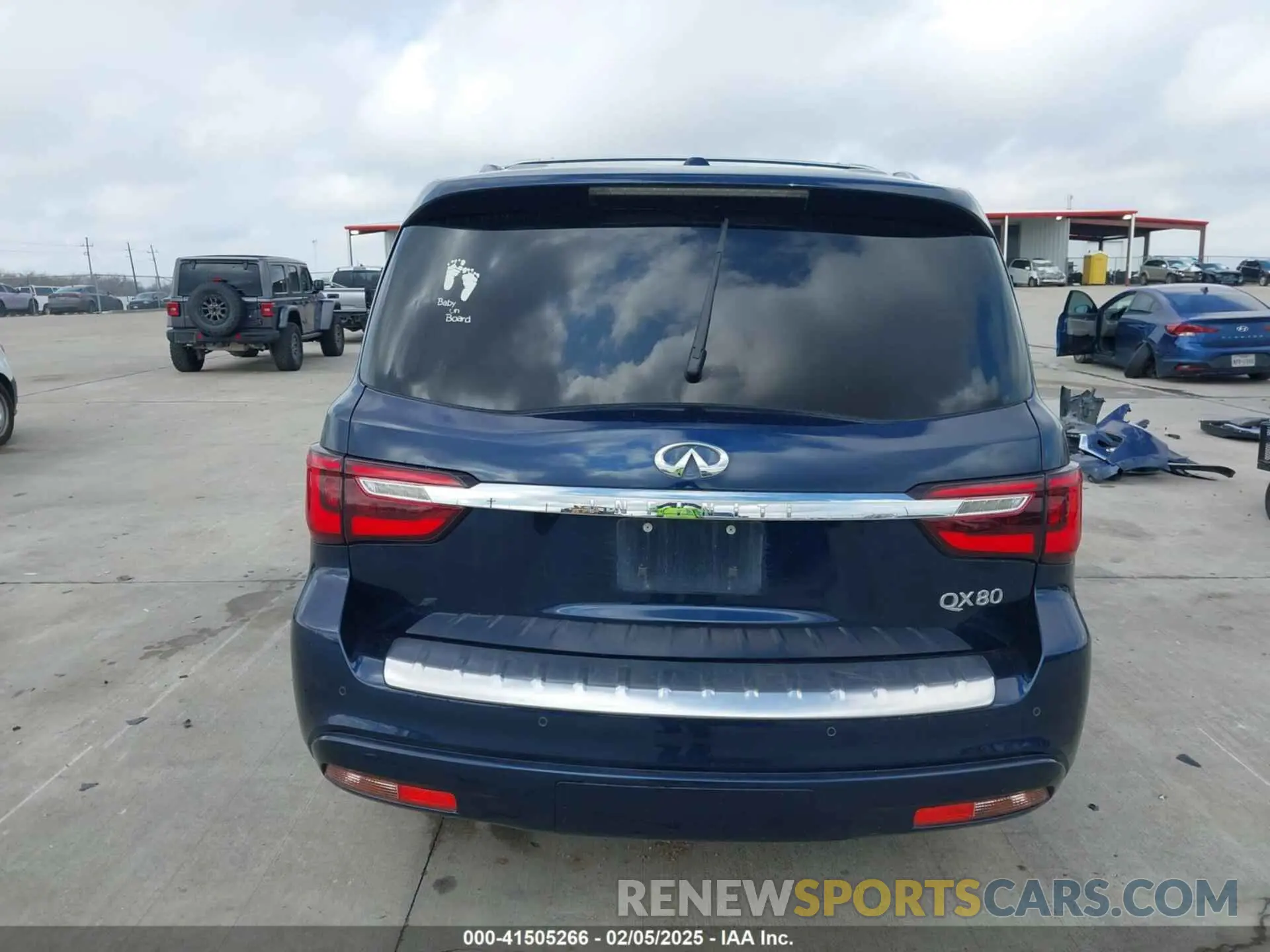 15 fotografías del automóvil dañado JN8AZ2NF5K9682654 INFINITI QX80 2019