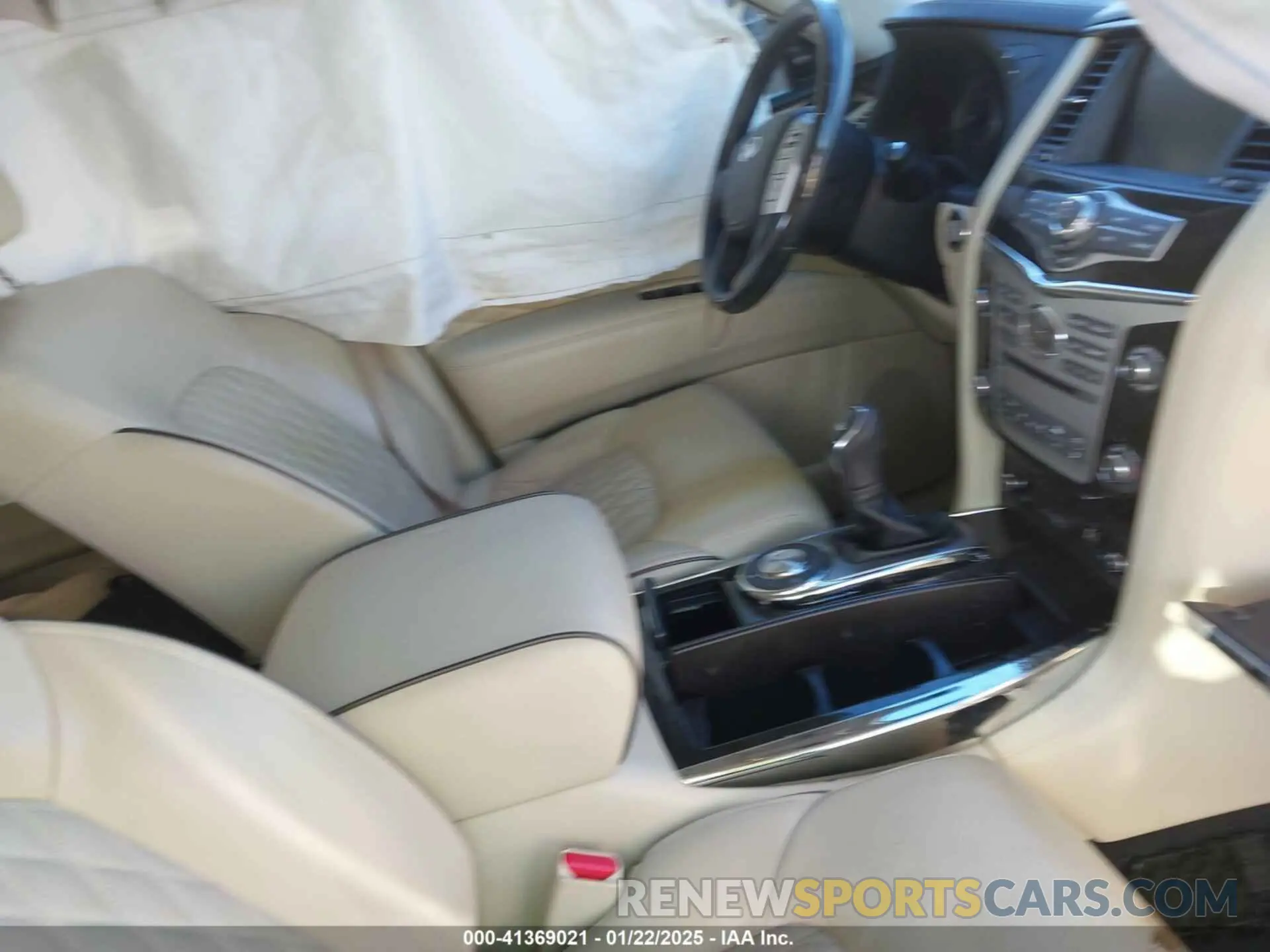 5 fotografías del automóvil dañado JN8AZ2NF6K9680976 INFINITI QX80 2019