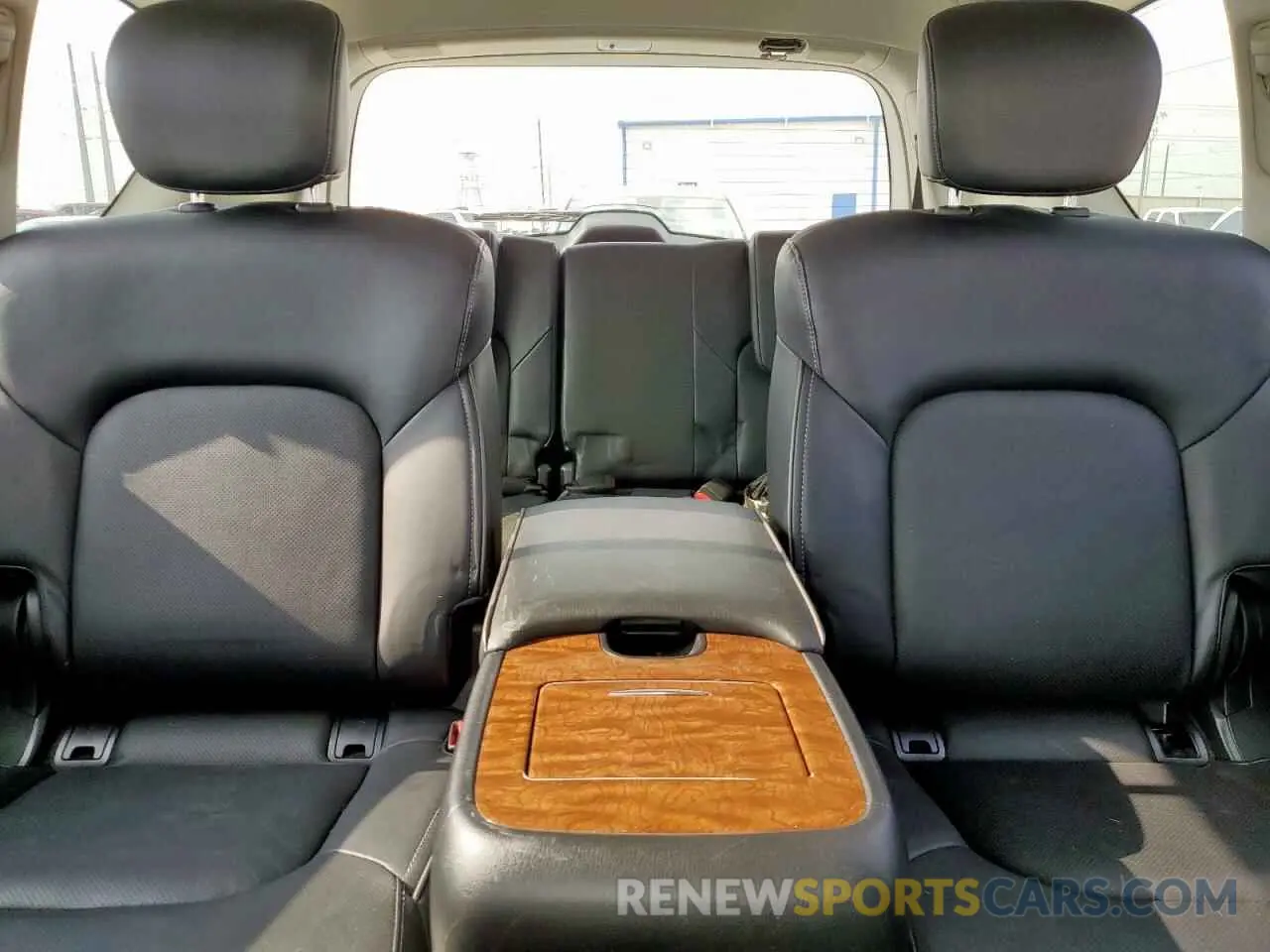 10 fotografías del automóvil dañado JN8AZ2NF9K9683290 INFINITI QX80 2019