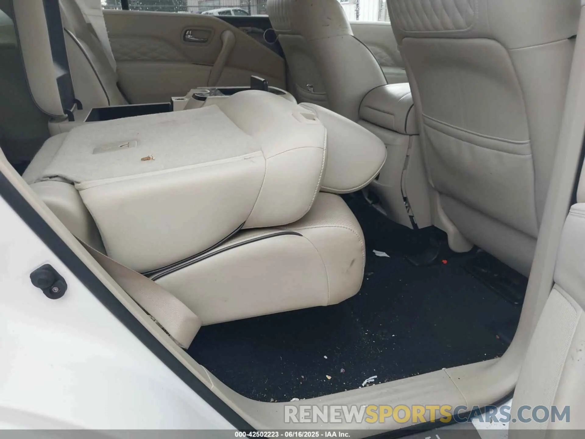 8 fotografías del automóvil dañado JN8AZ2NFXK9688644 INFINITI QX80 2019