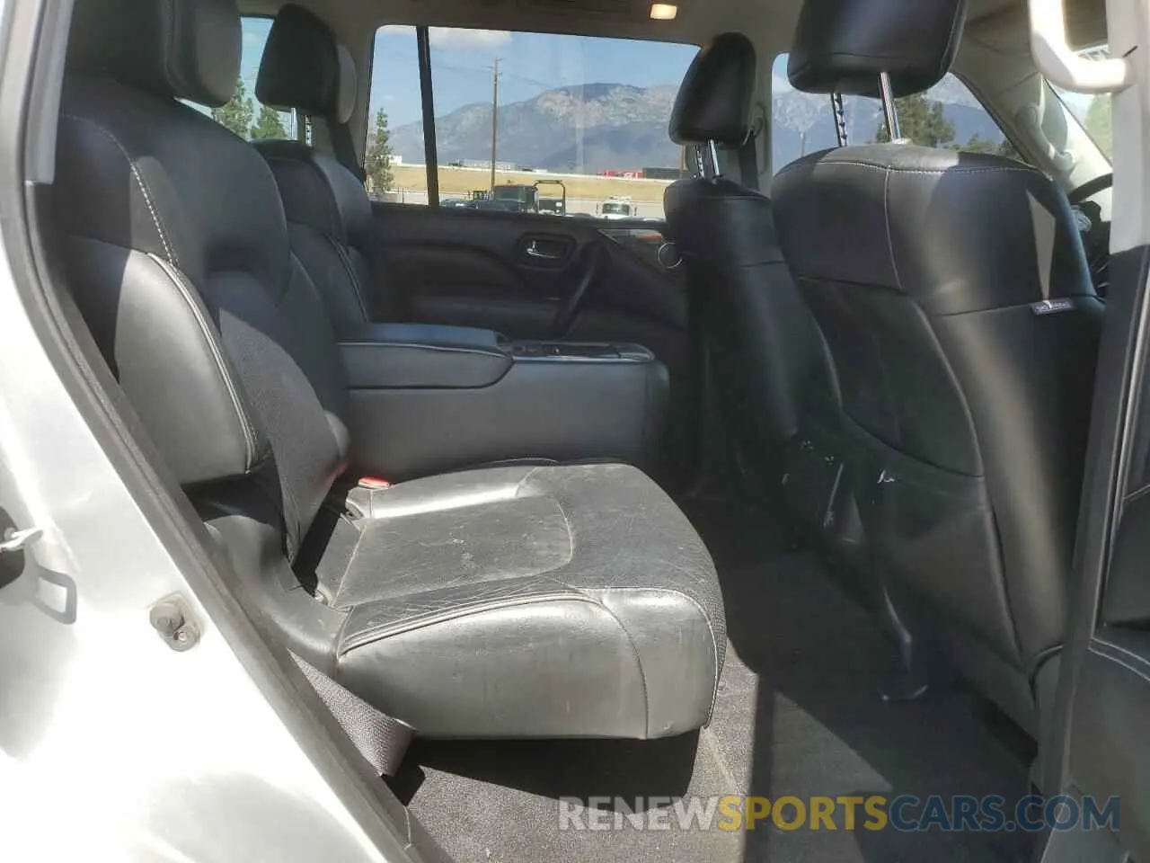 12 fotografías del automóvil dañado JN8AZ2NE1L9255531 INFINITI QX80 2020