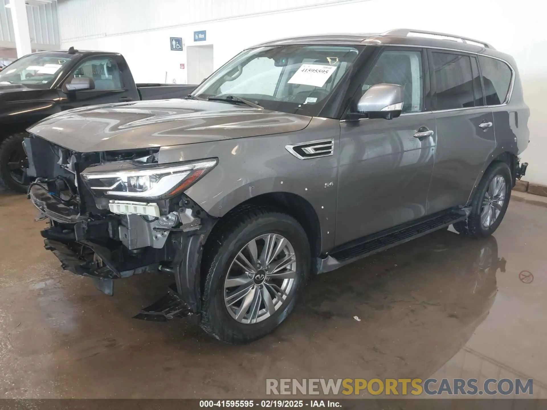2 fotografías del automóvil dañado JN8AZ2NF6L9704002 INFINITI QX80 2020