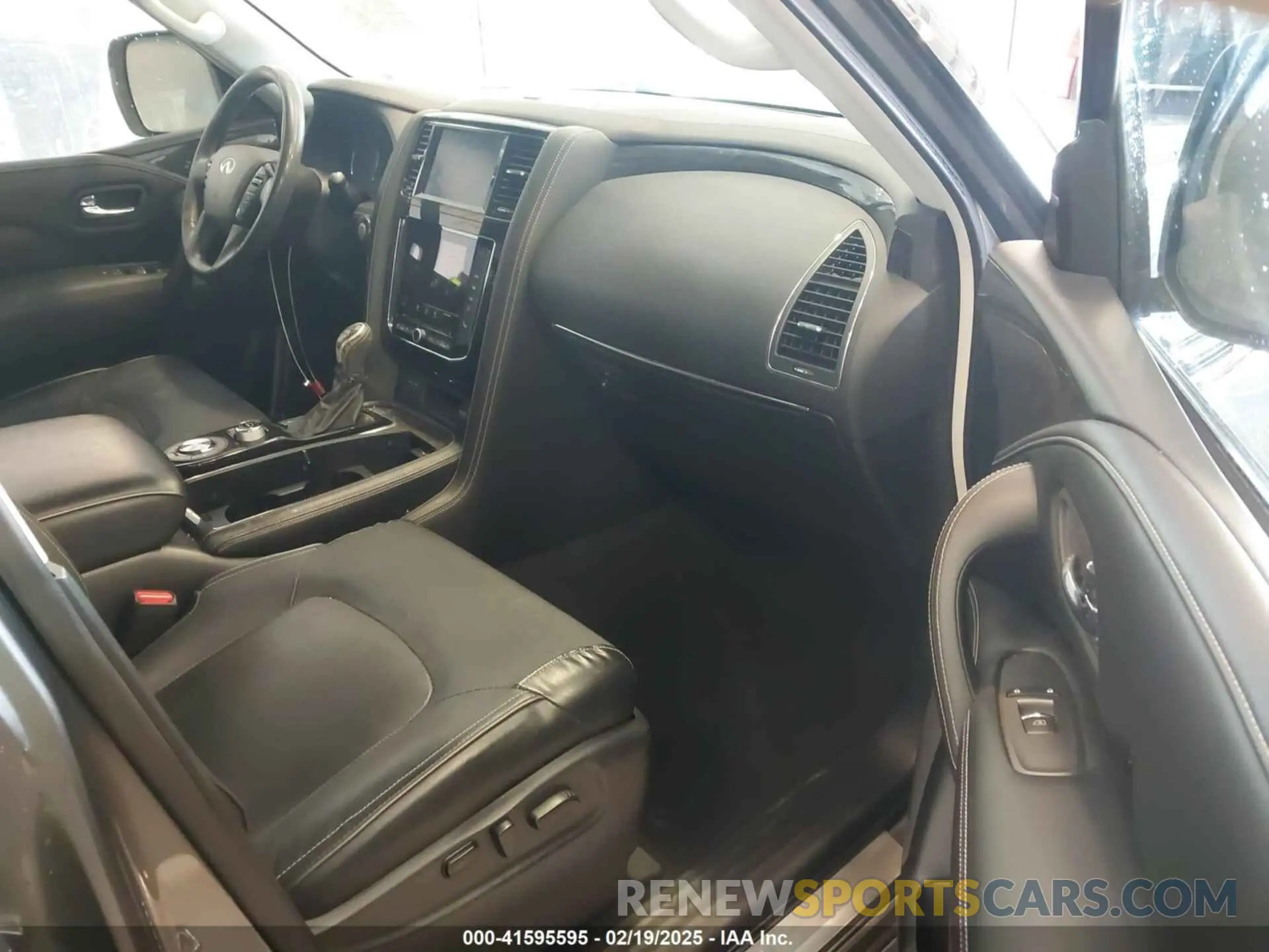 5 fotografías del automóvil dañado JN8AZ2NF6L9704002 INFINITI QX80 2020