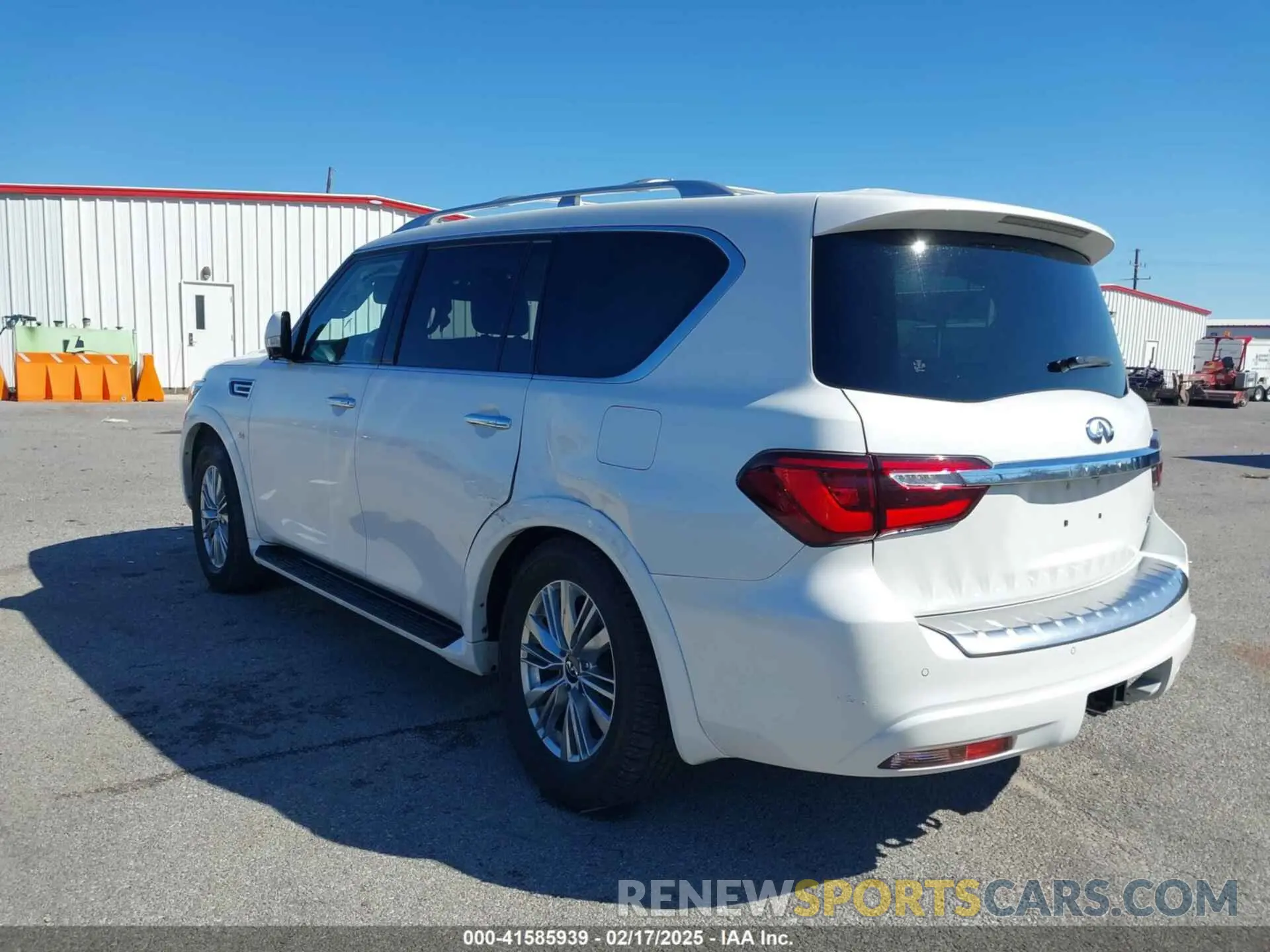 3 fotografías del automóvil dañado JN8AZ2NF7L9701674 INFINITI QX80 2020