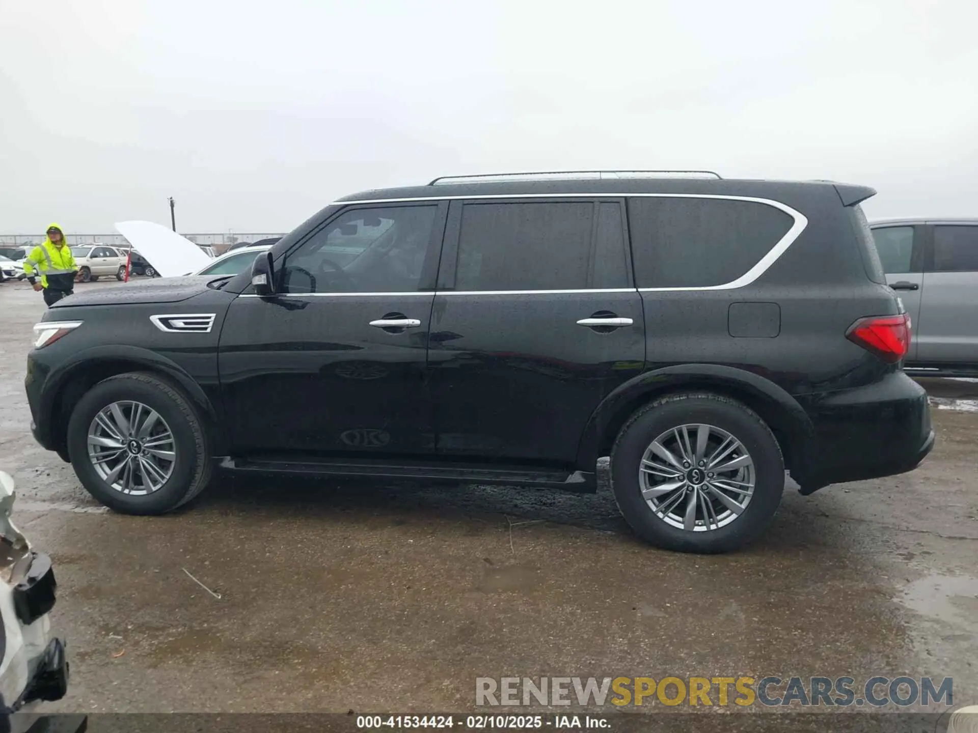 14 fotografías del automóvil dañado JN8AZ2AF3M9719743 INFINITI QX80 2021