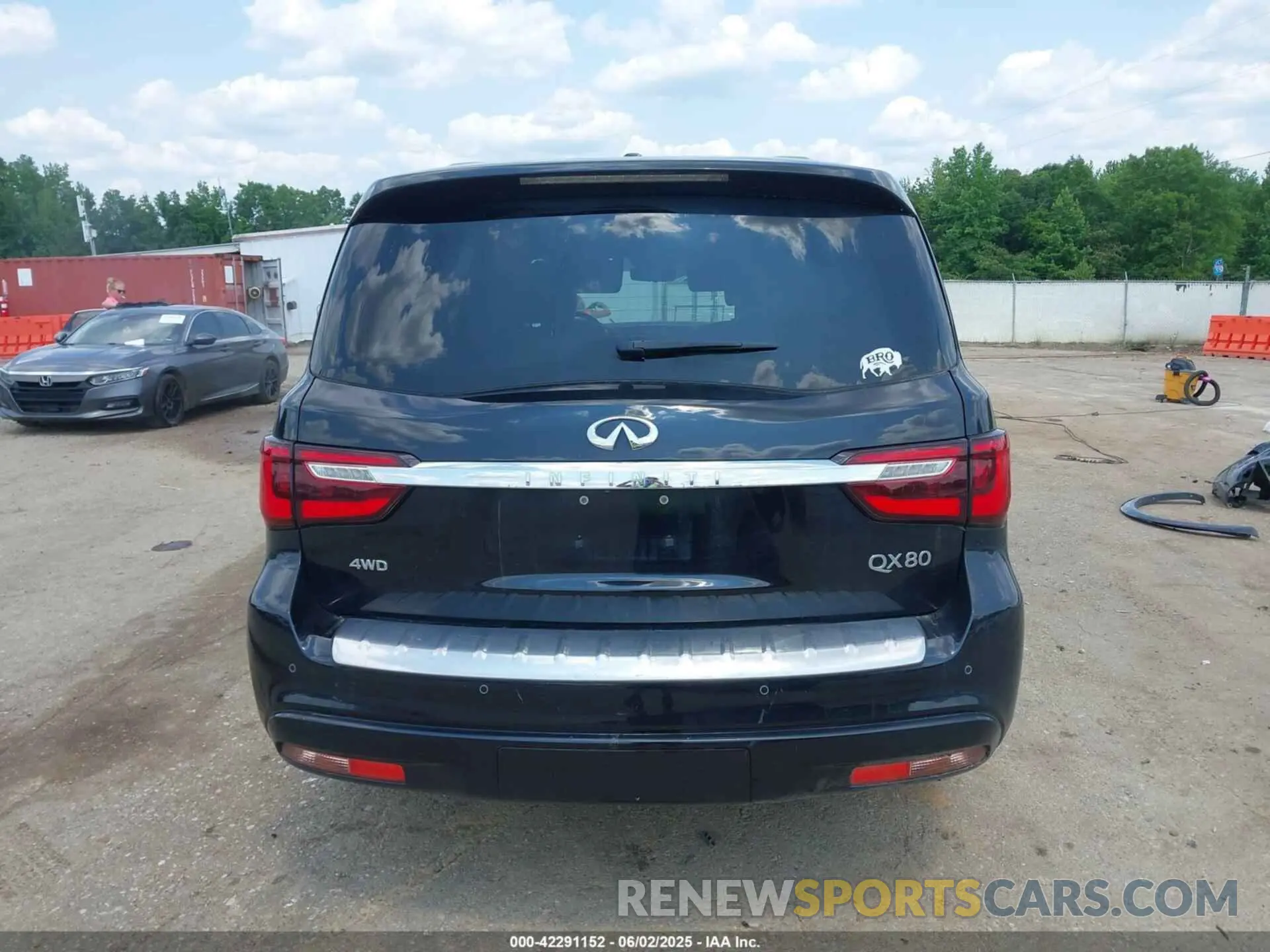 17 fotografías del automóvil dañado JN8AZ2BE4M9269915 INFINITI QX80 2021