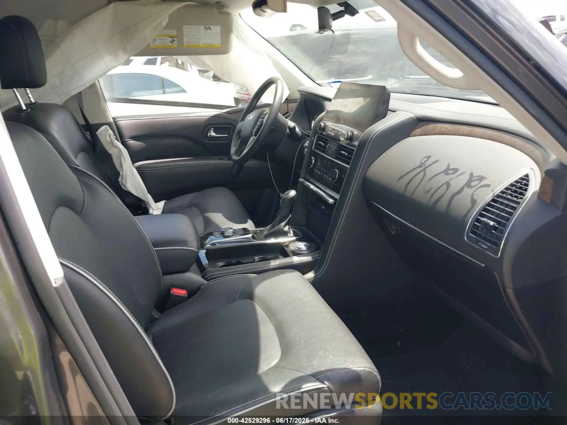 5 fotografías del automóvil dañado JN8AZ2AD1P9875217 INFINITI QX80 2023