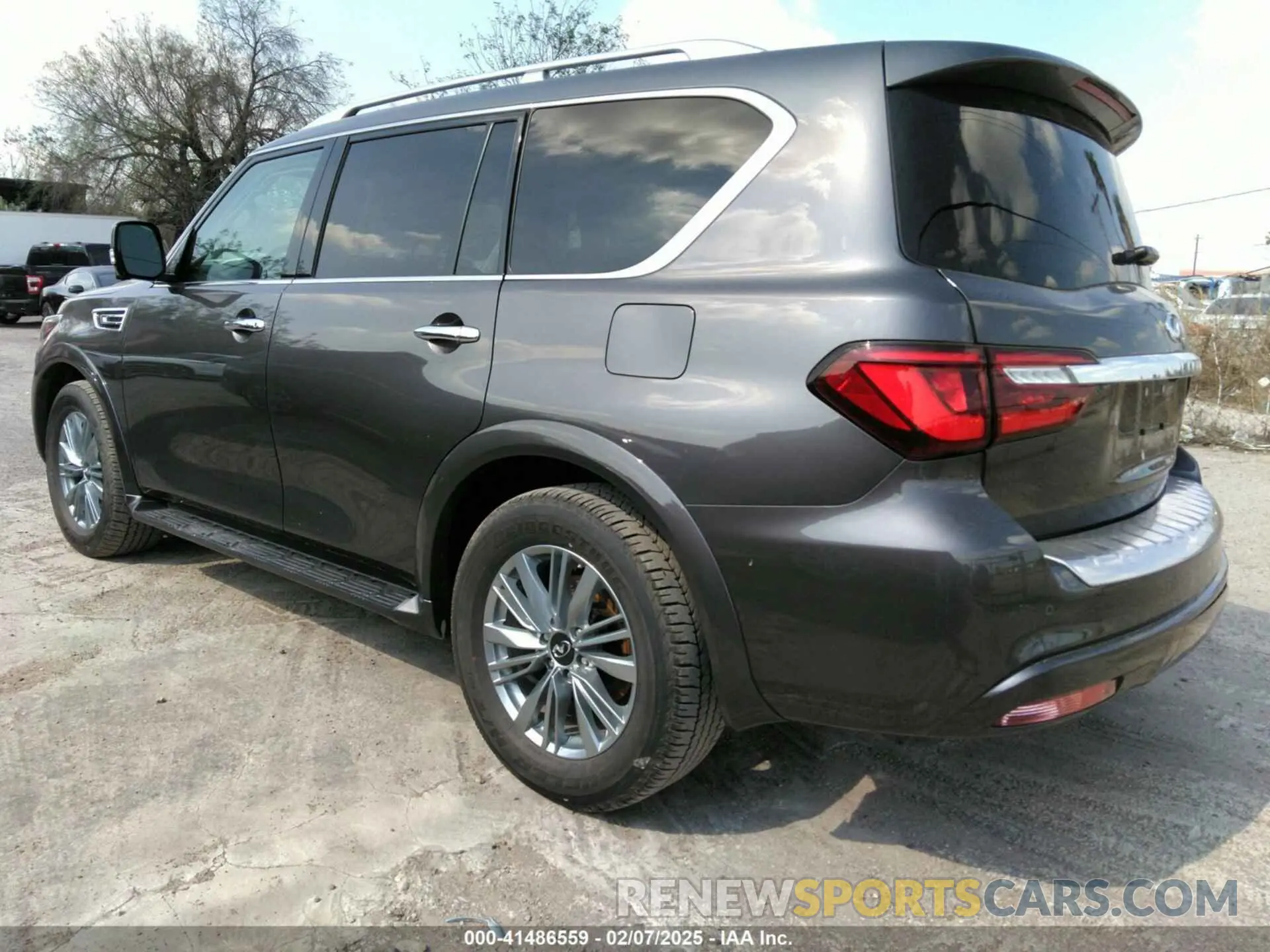 3 fotografías del automóvil dañado JN8AZ2AD8R9880028 INFINITI QX80 2024