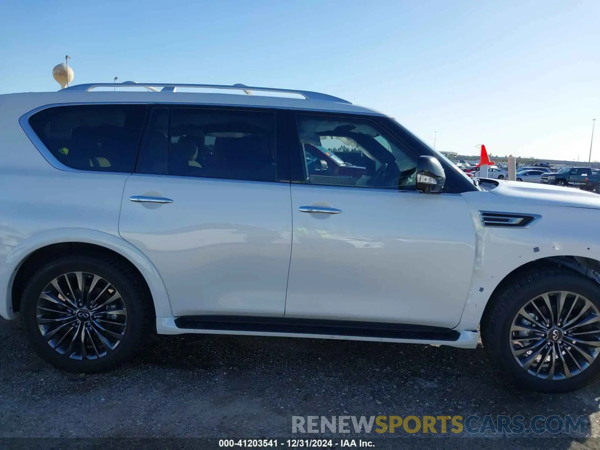 14 fotografías del automóvil dañado JN8AZ2BE6R9330821 INFINITI QX80 2024