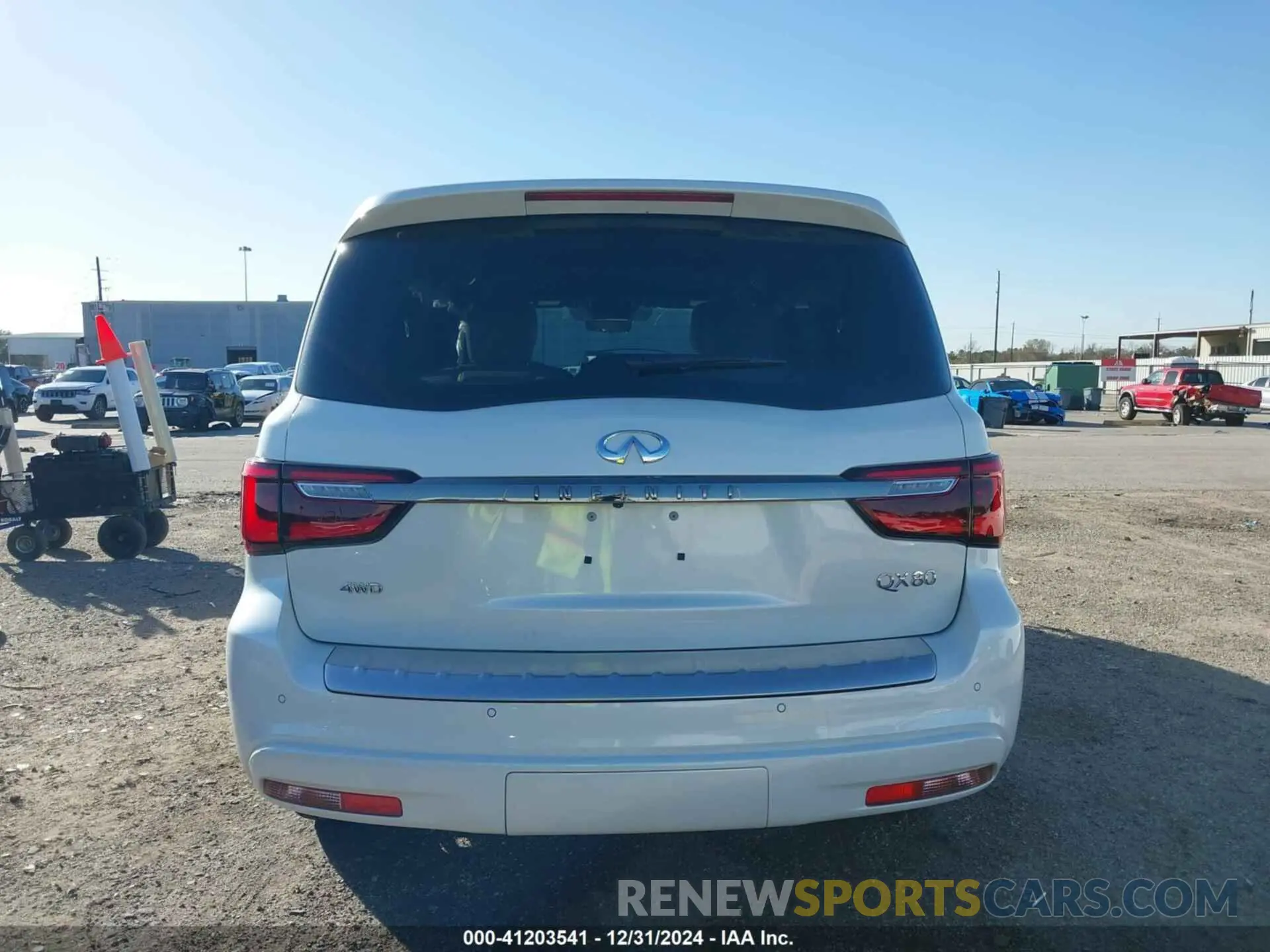 17 fotografías del automóvil dañado JN8AZ2BE6R9330821 INFINITI QX80 2024