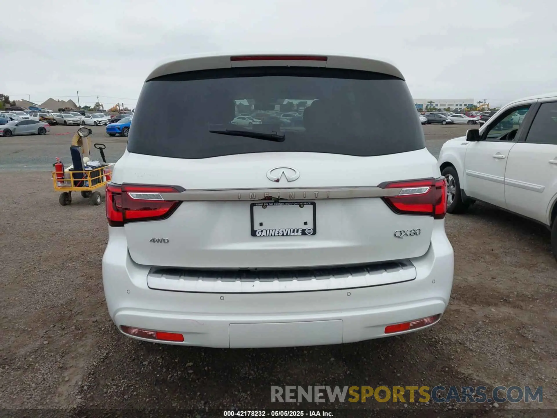 17 fotografías del automóvil dañado JN8AZ2BE9R9327413 INFINITI QX80 2024