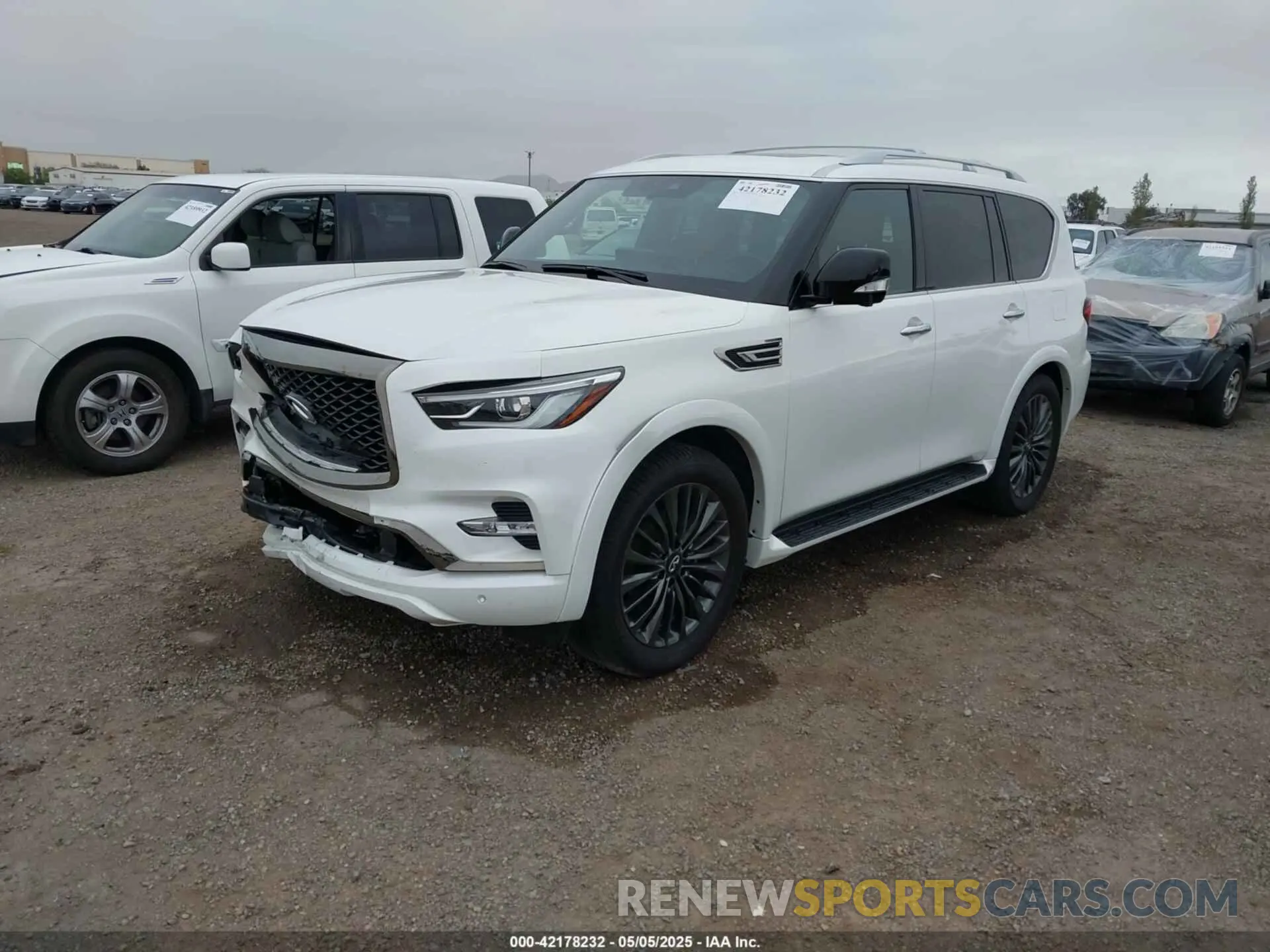 2 fotografías del automóvil dañado JN8AZ2BE9R9327413 INFINITI QX80 2024