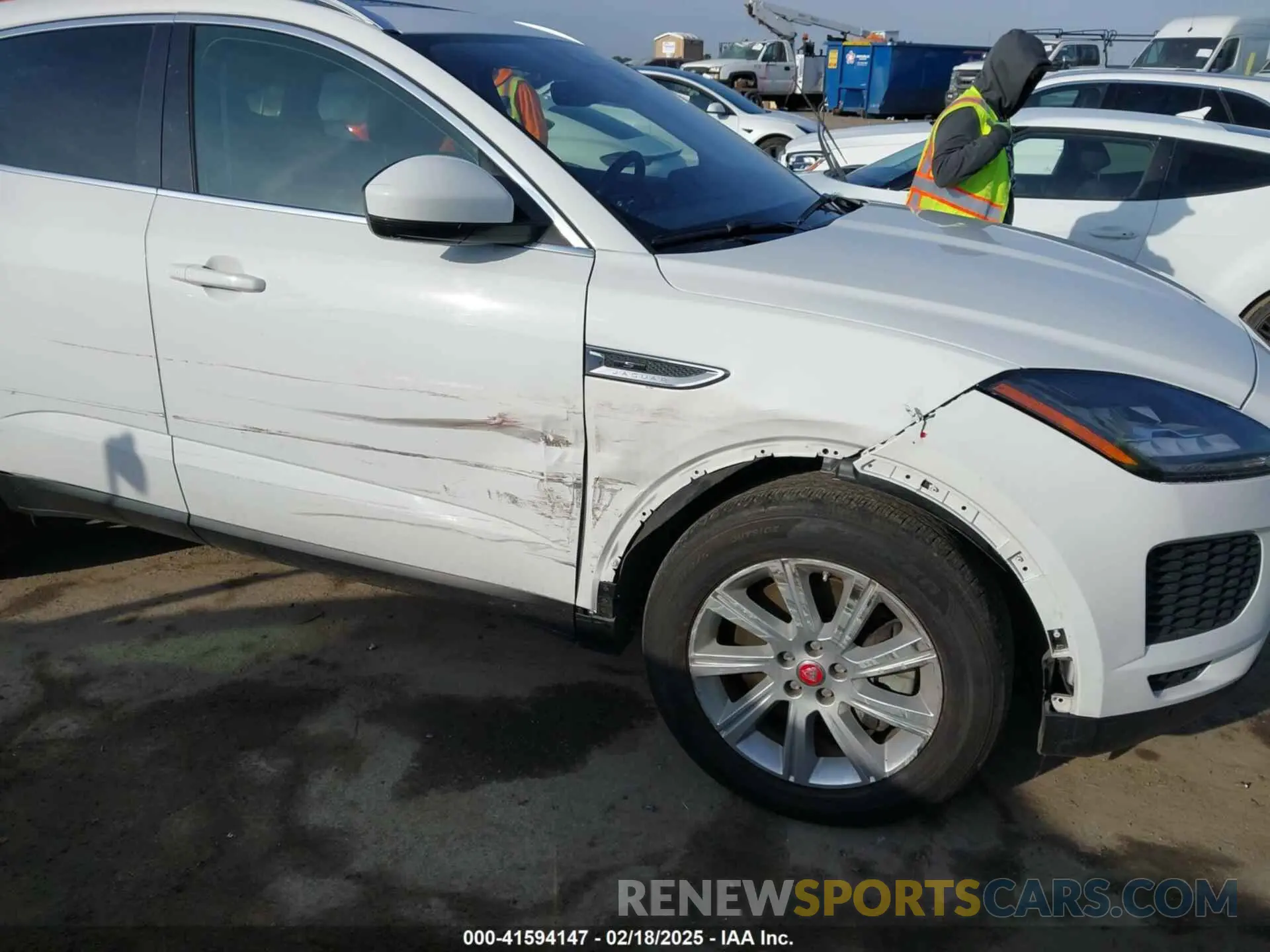 6 fotografías del automóvil dañado SADFJ2FX1K1Z38954 JAGUAR E-PACE 2019
