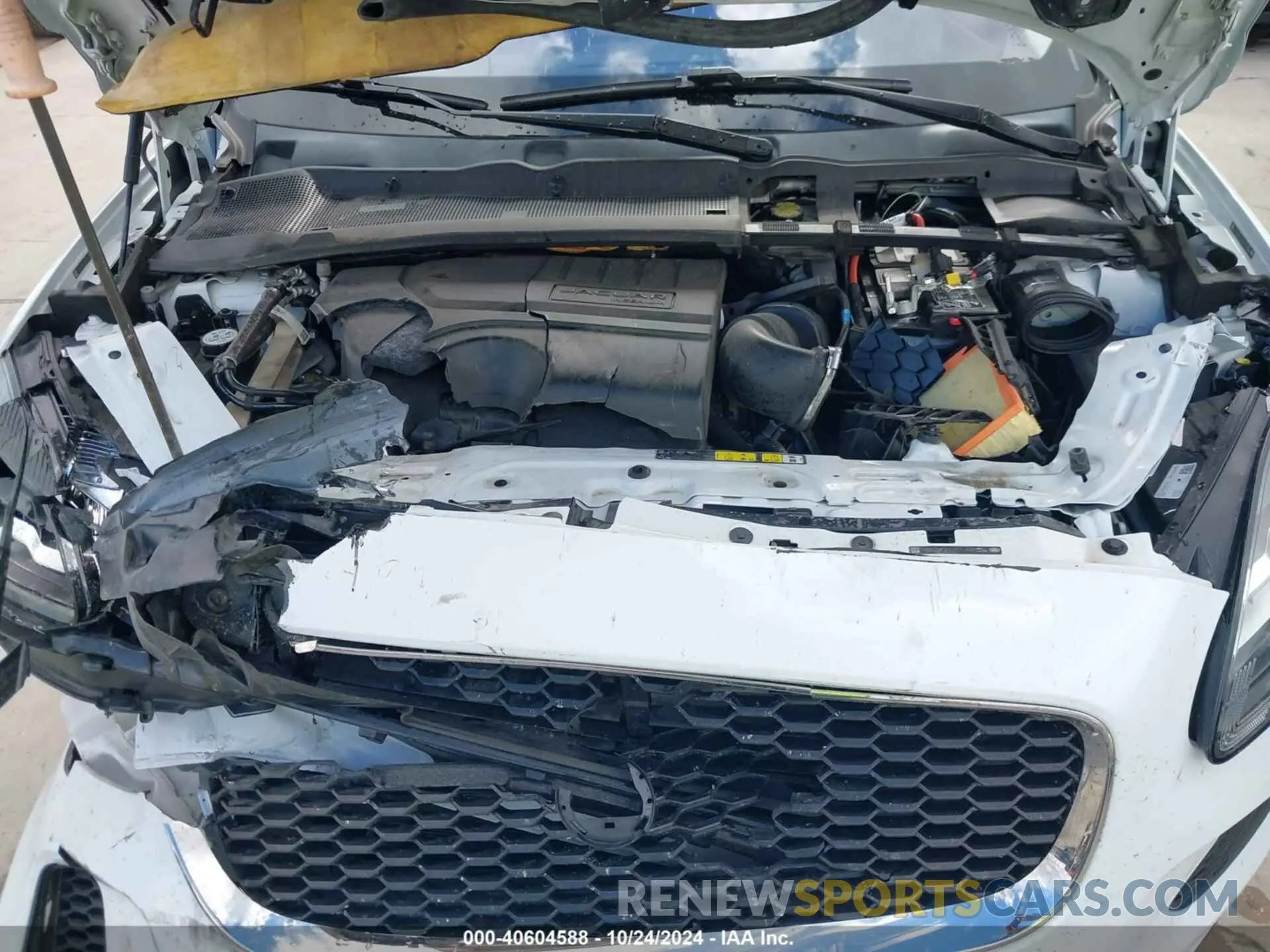 10 fotografías del automóvil dañado SADFK2FX3L1Z78628 JAGUAR E-PACE 2020