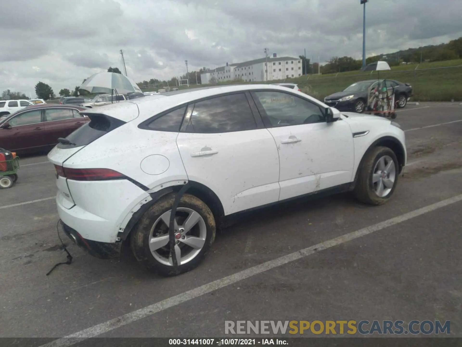 4 fotografías del automóvil dañado SADFK2FX9L1Z80898 JAGUAR E-PACE 2020