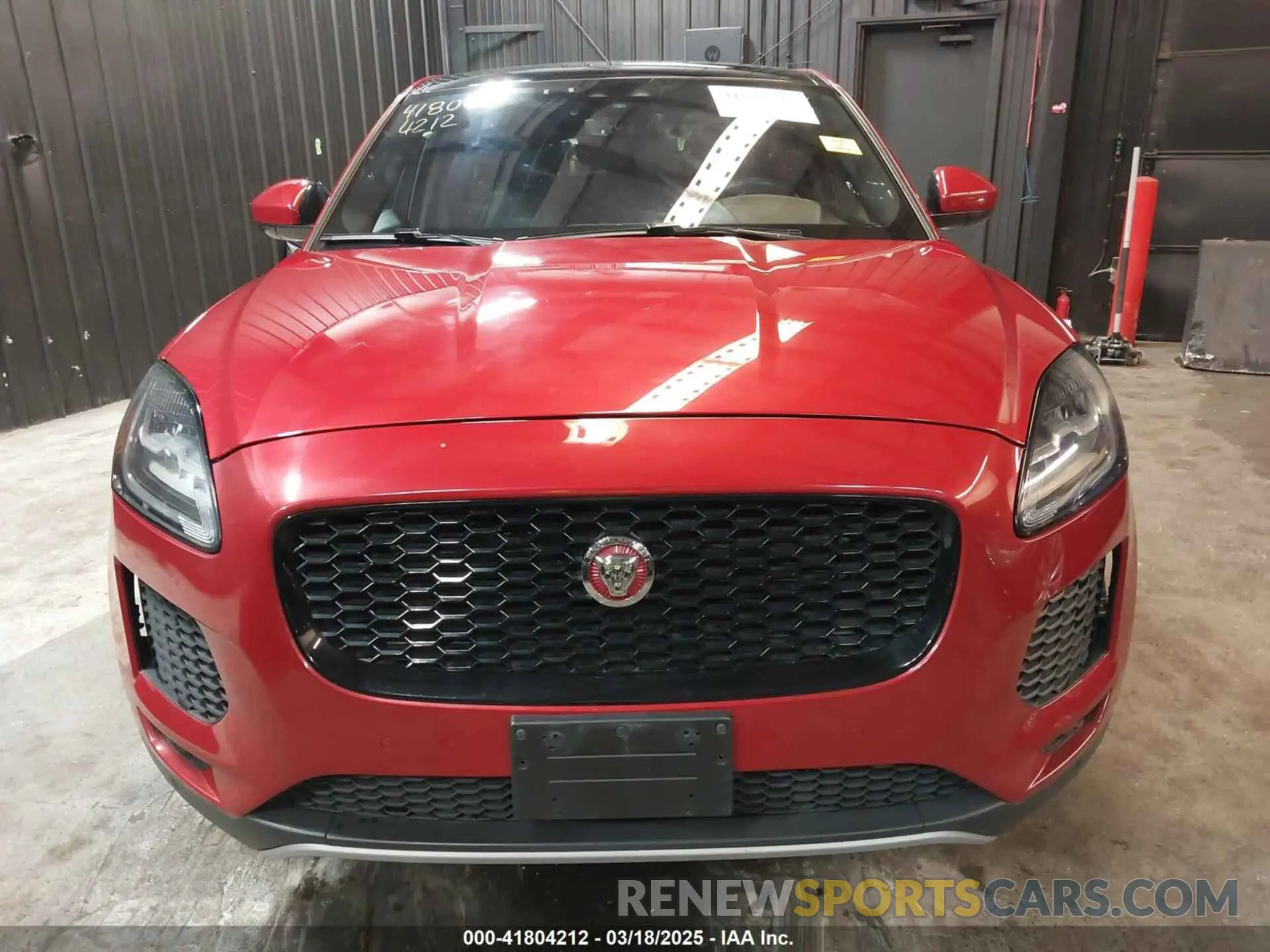 13 fotografías del automóvil dañado SADFP2FX6L1Z77278 JAGUAR E-PACE 2020