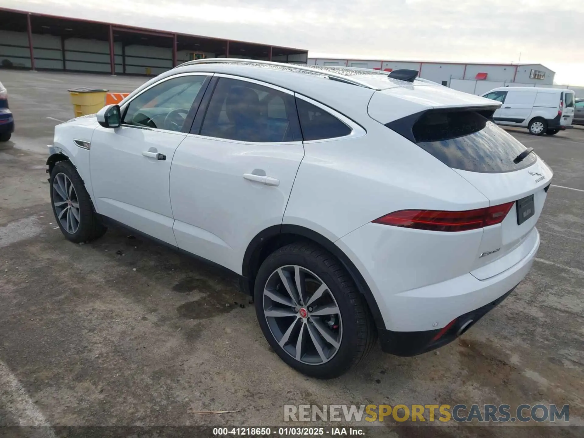 3 fotografías del automóvil dañado SADFP2FX3N1031142 JAGUAR E-PACE 2022