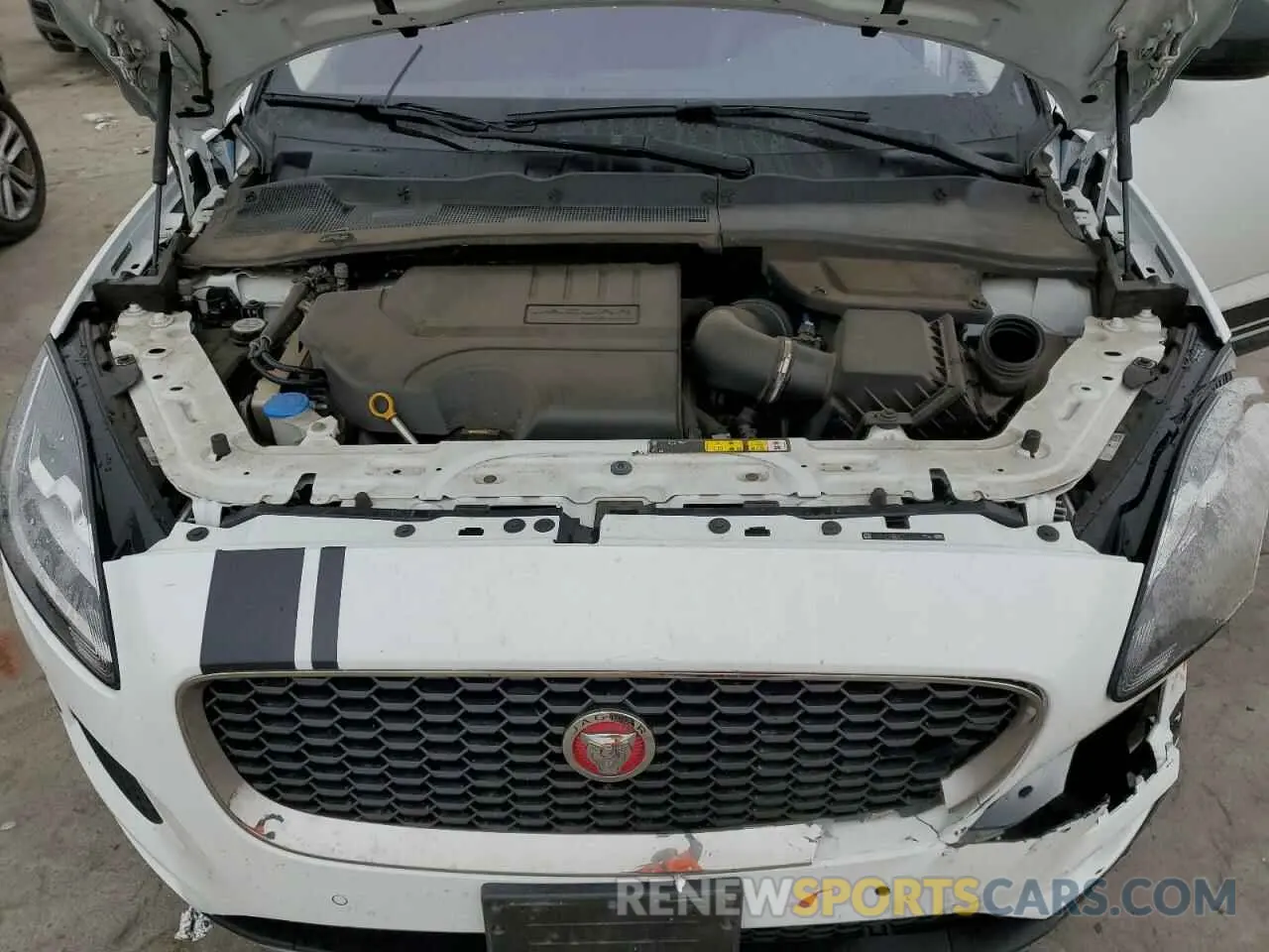 12 fotografías del automóvil dañado SADFK2FX5K1Z63563 JAGUAR ETYPE 2019