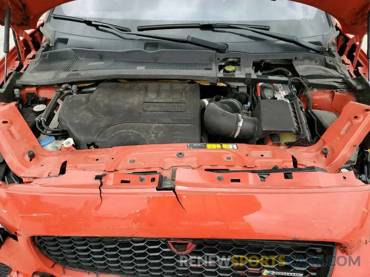 12 fotografías del automóvil dañado SADF12FX2L1Z83841 JAGUAR ETYPE 2020