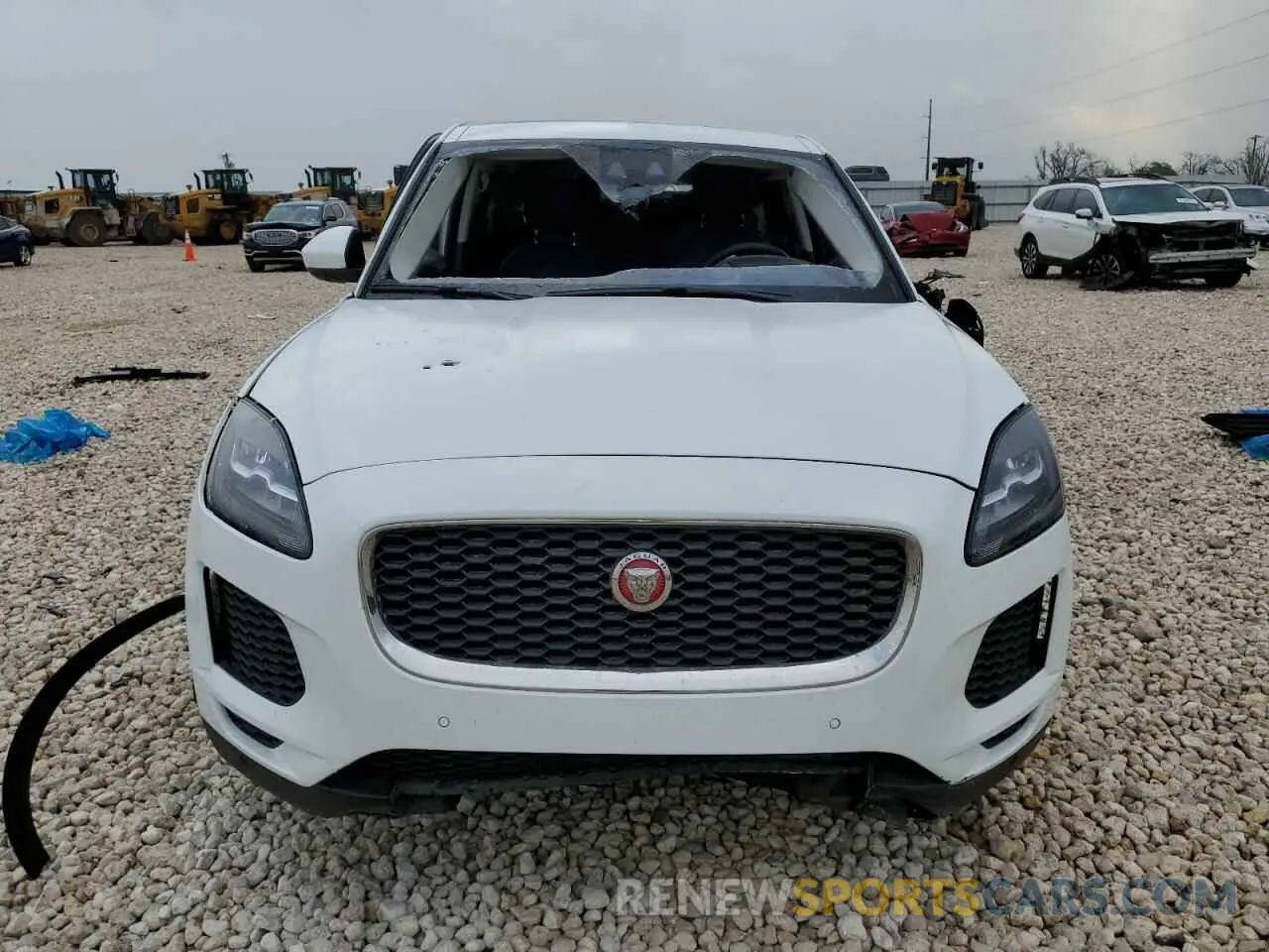 5 fotografías del automóvil dañado SADFK2FX2L1Z76109 JAGUAR ETYPE 2020