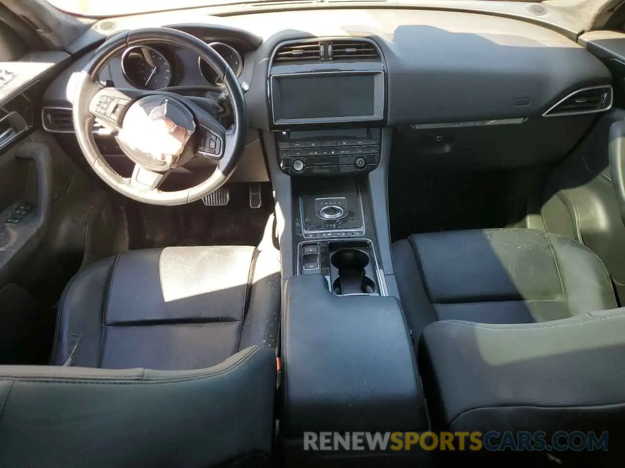 8 fotografías del automóvil dañado SADCJ2FX6KA397242 JAGUAR F-PACE 2019